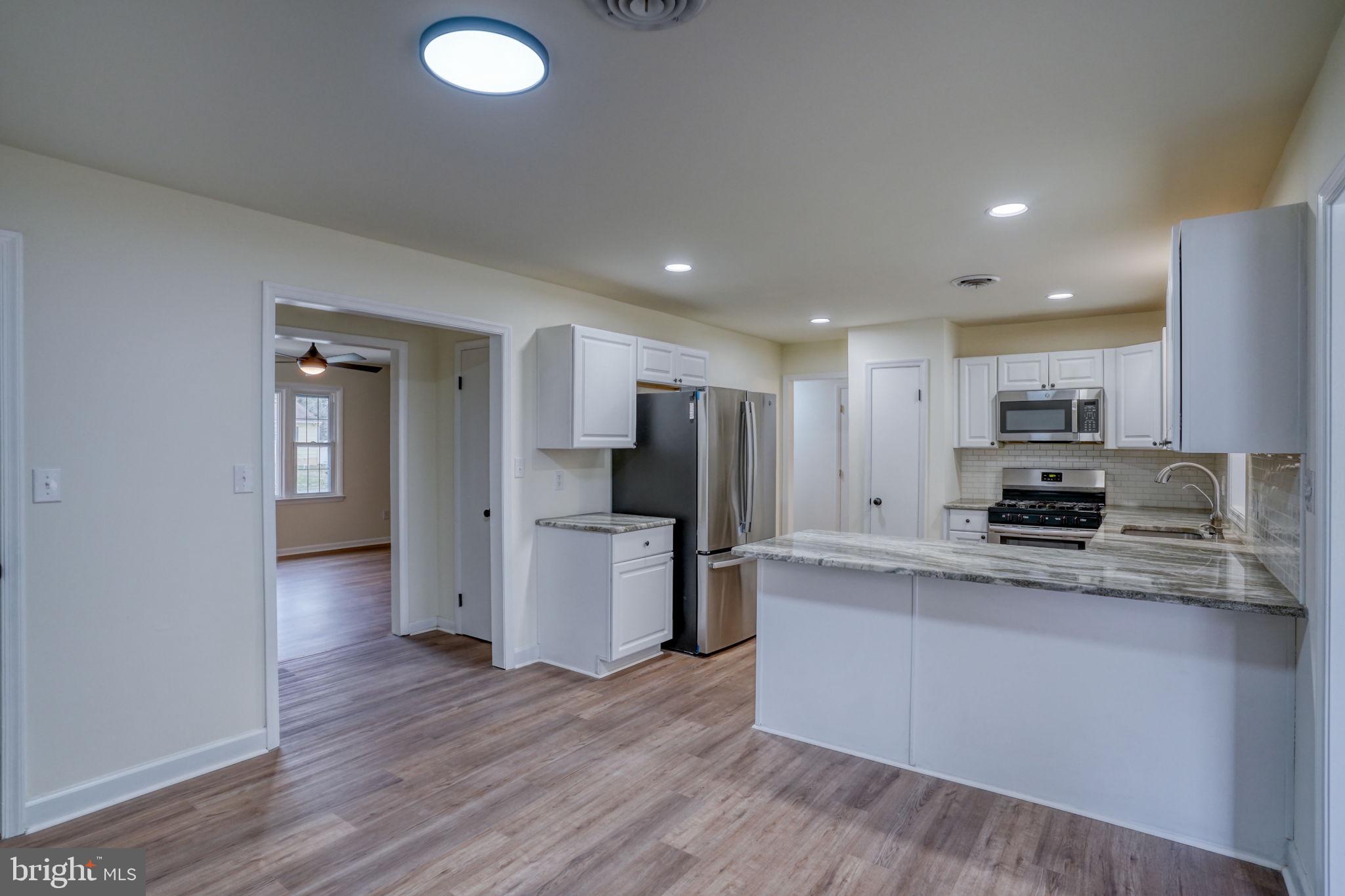 LAKEWOOD - Residential