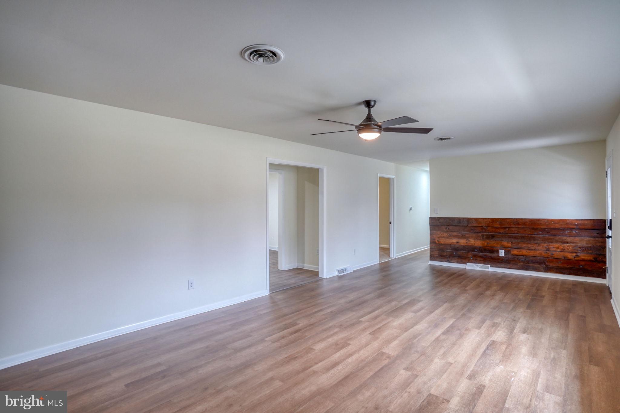 LAKEWOOD - Residential