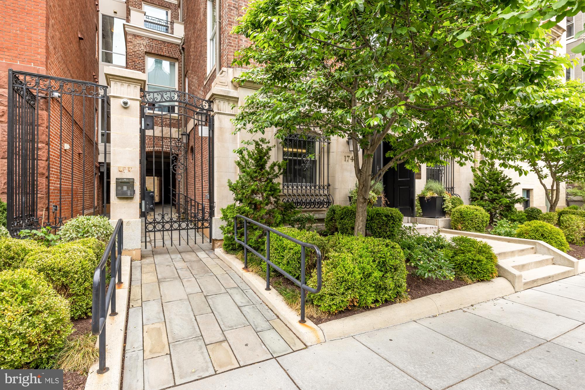 1745 N STREET NW 104