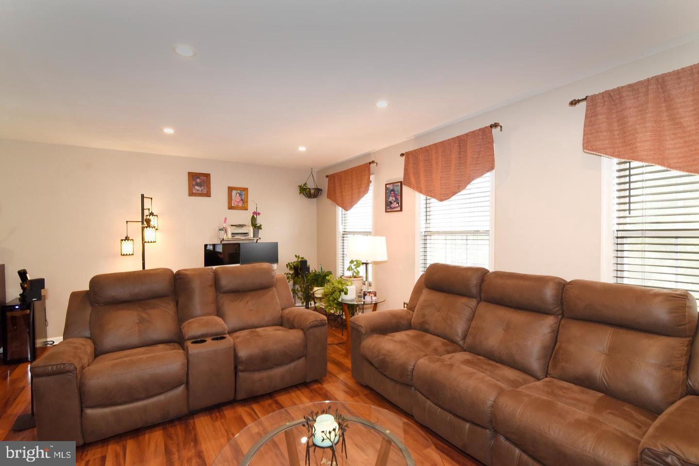 BRIDLEWOOD - Residential Lease