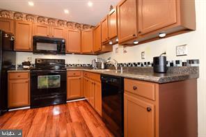 BRIDLEWOOD - Residential Lease