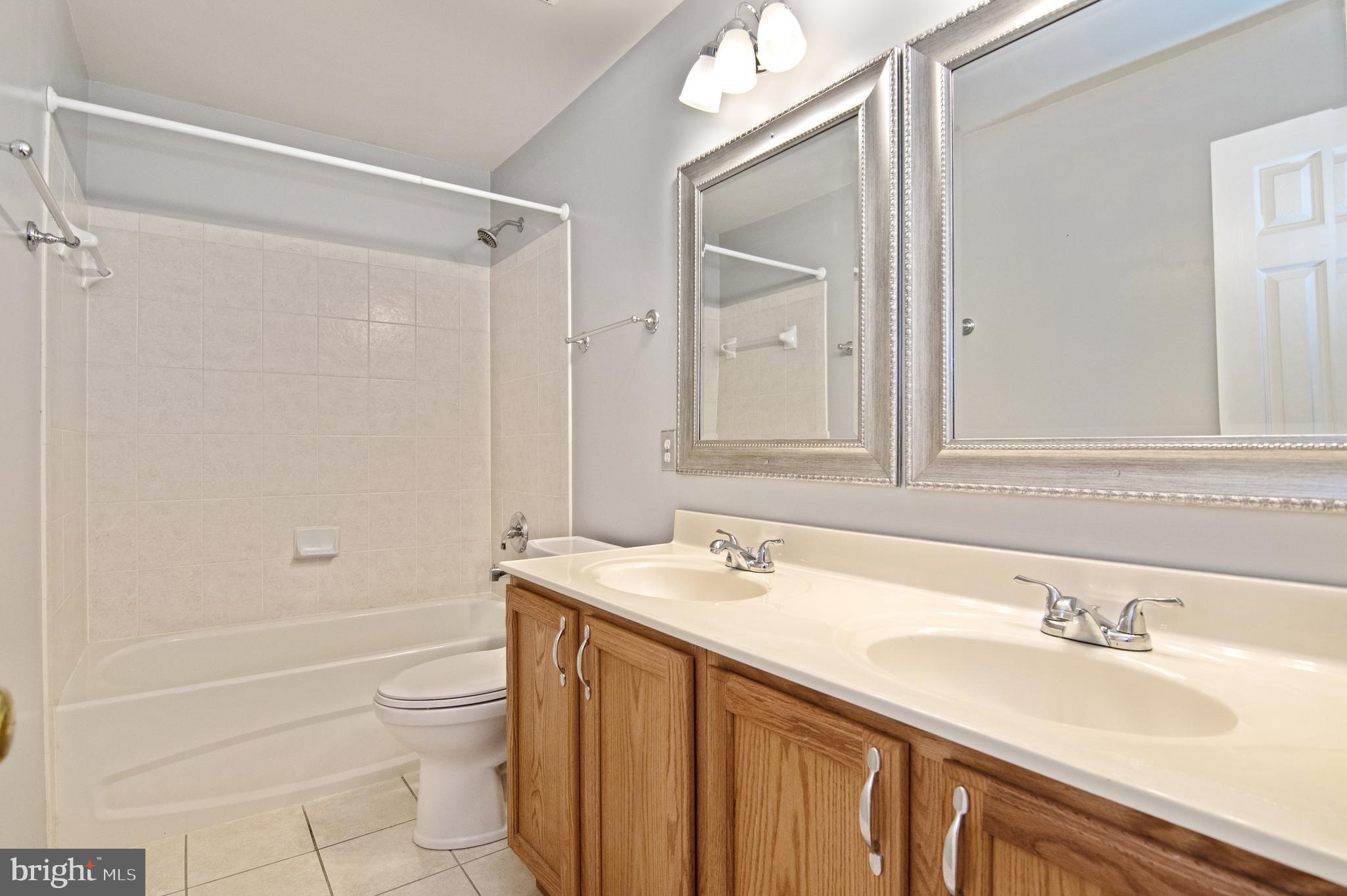 RIVER CLUB - Residential