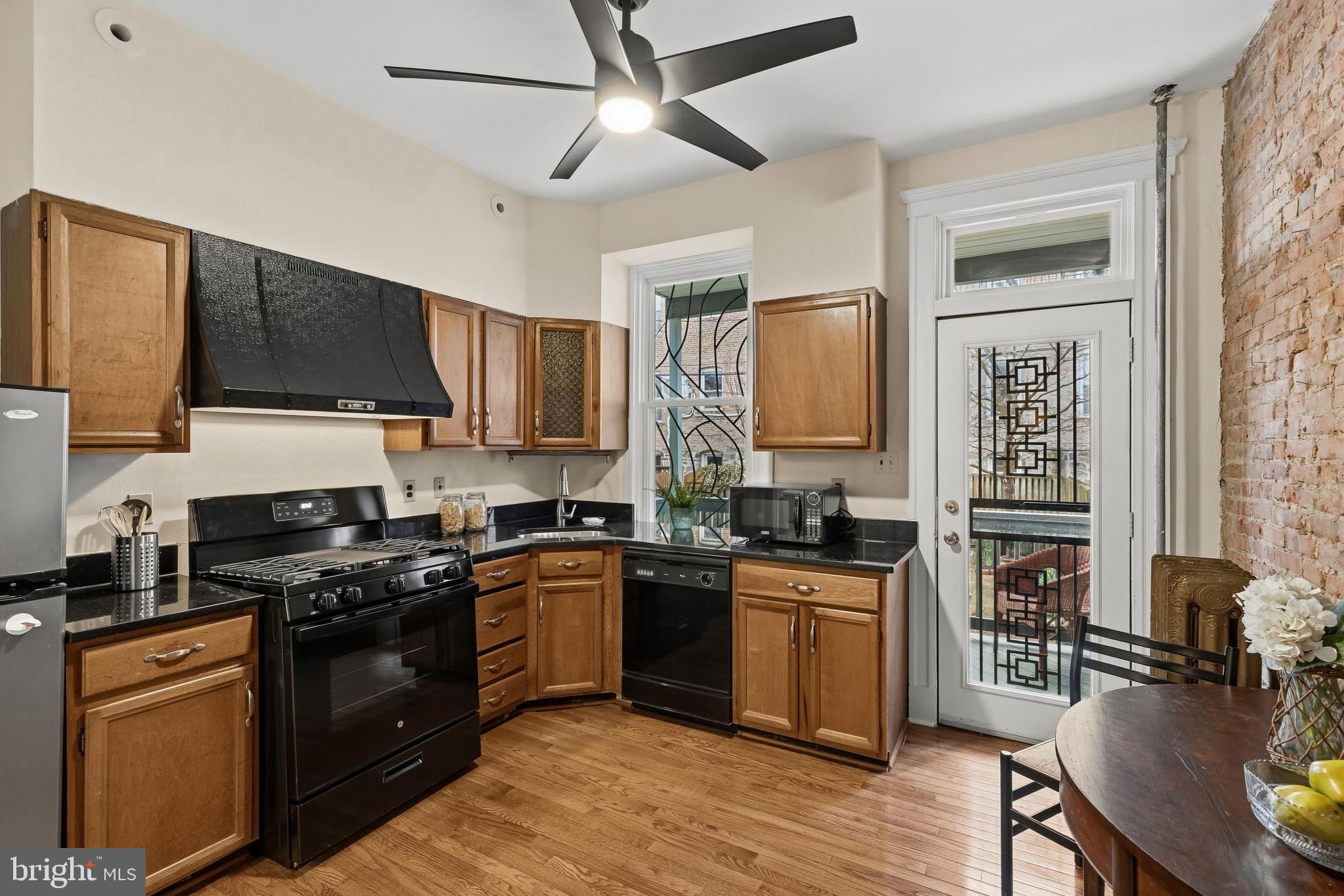 CHARLES VILLAGE - Residential