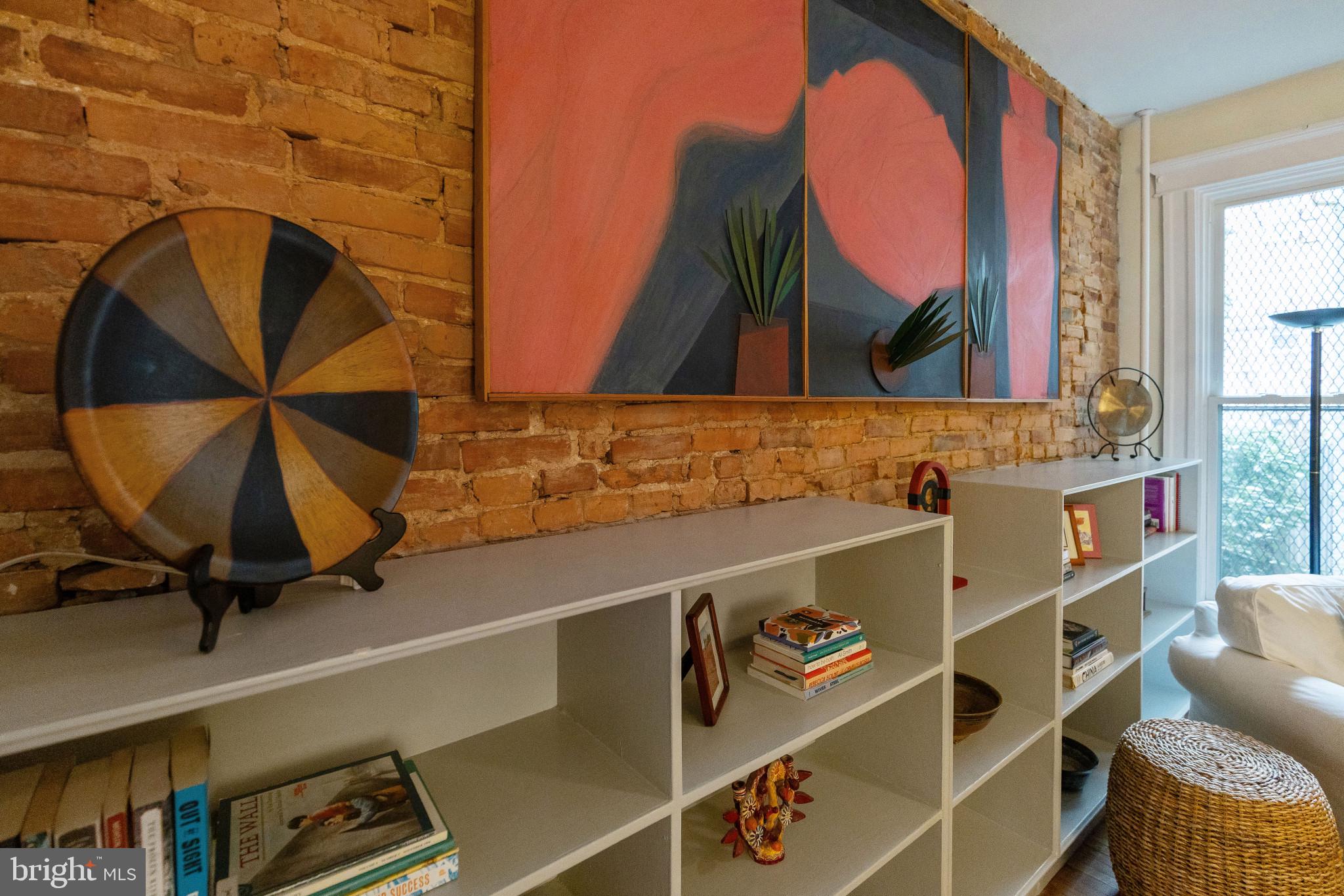 CHARLES VILLAGE - Residential