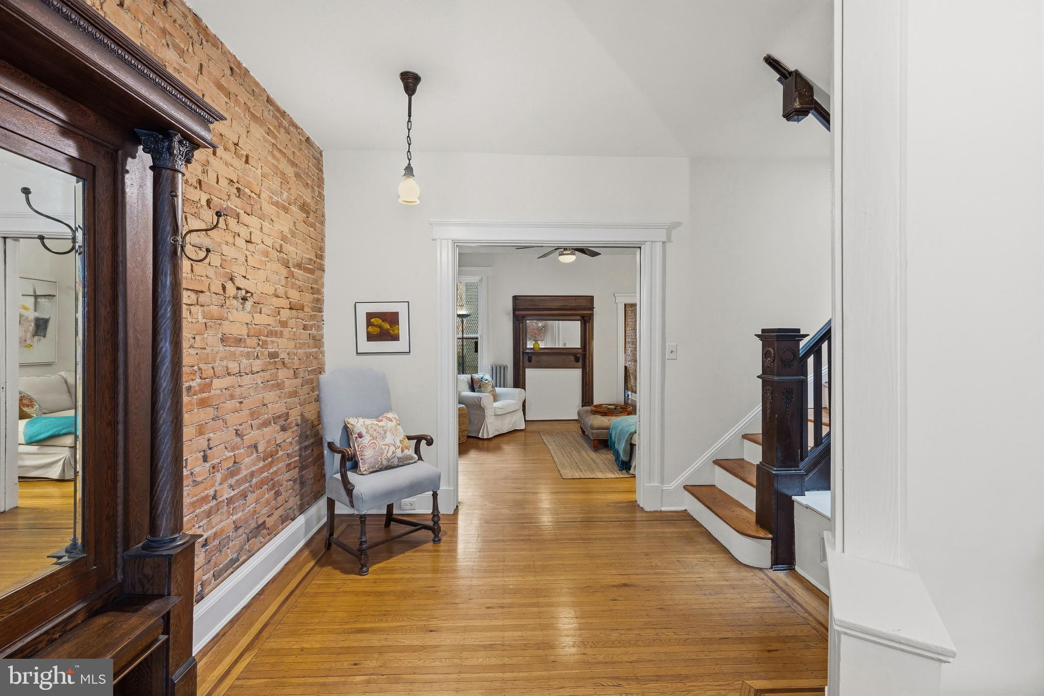 CHARLES VILLAGE - Residential