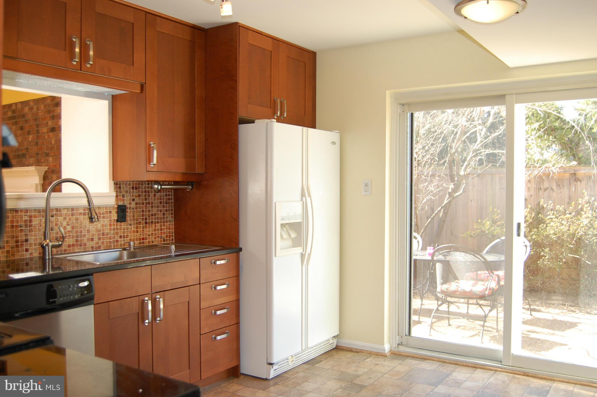 WEST SPRINGFIELD VILLAGE - Residential Lease