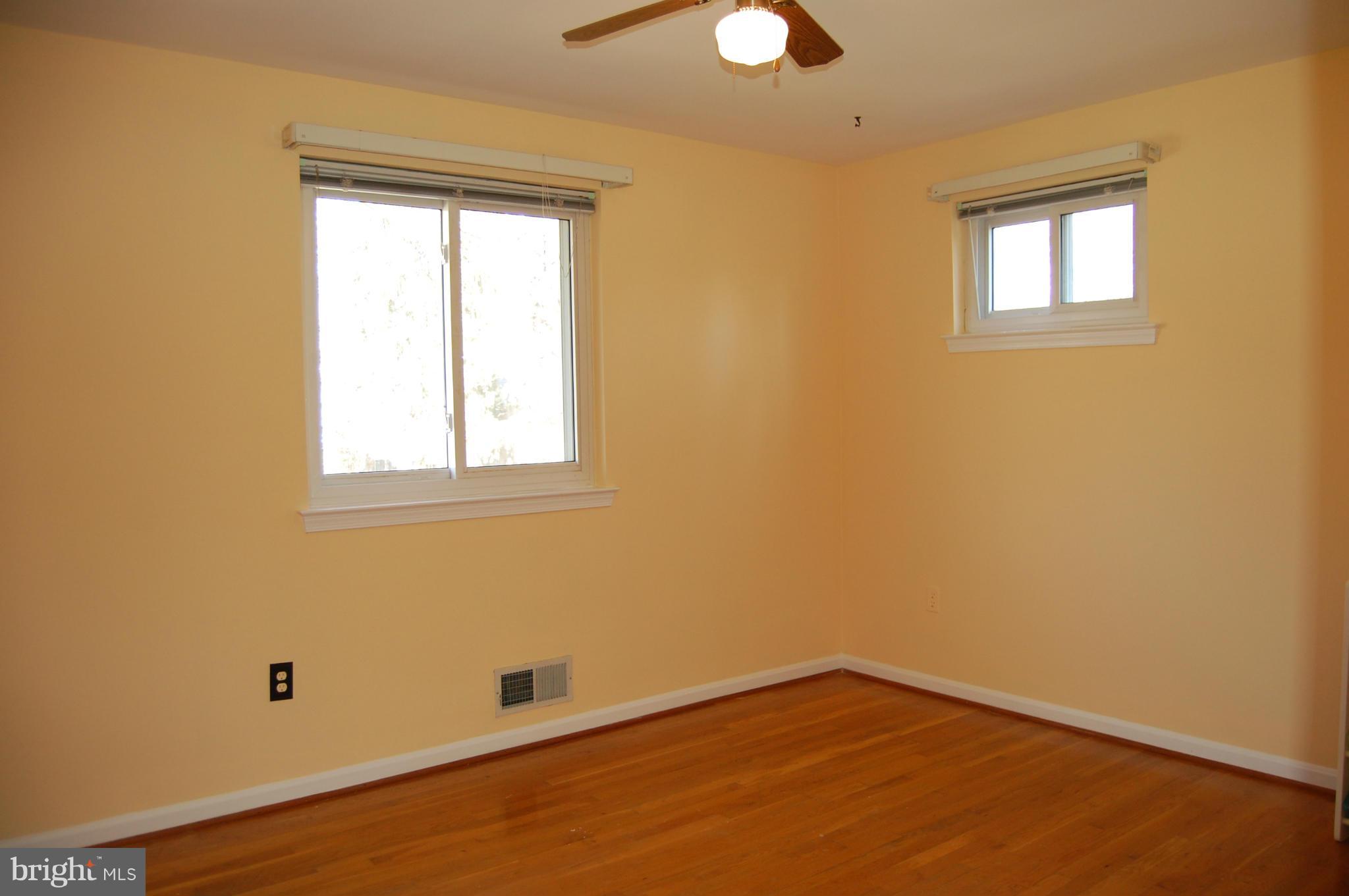 WEST SPRINGFIELD VILLAGE - Residential Lease
