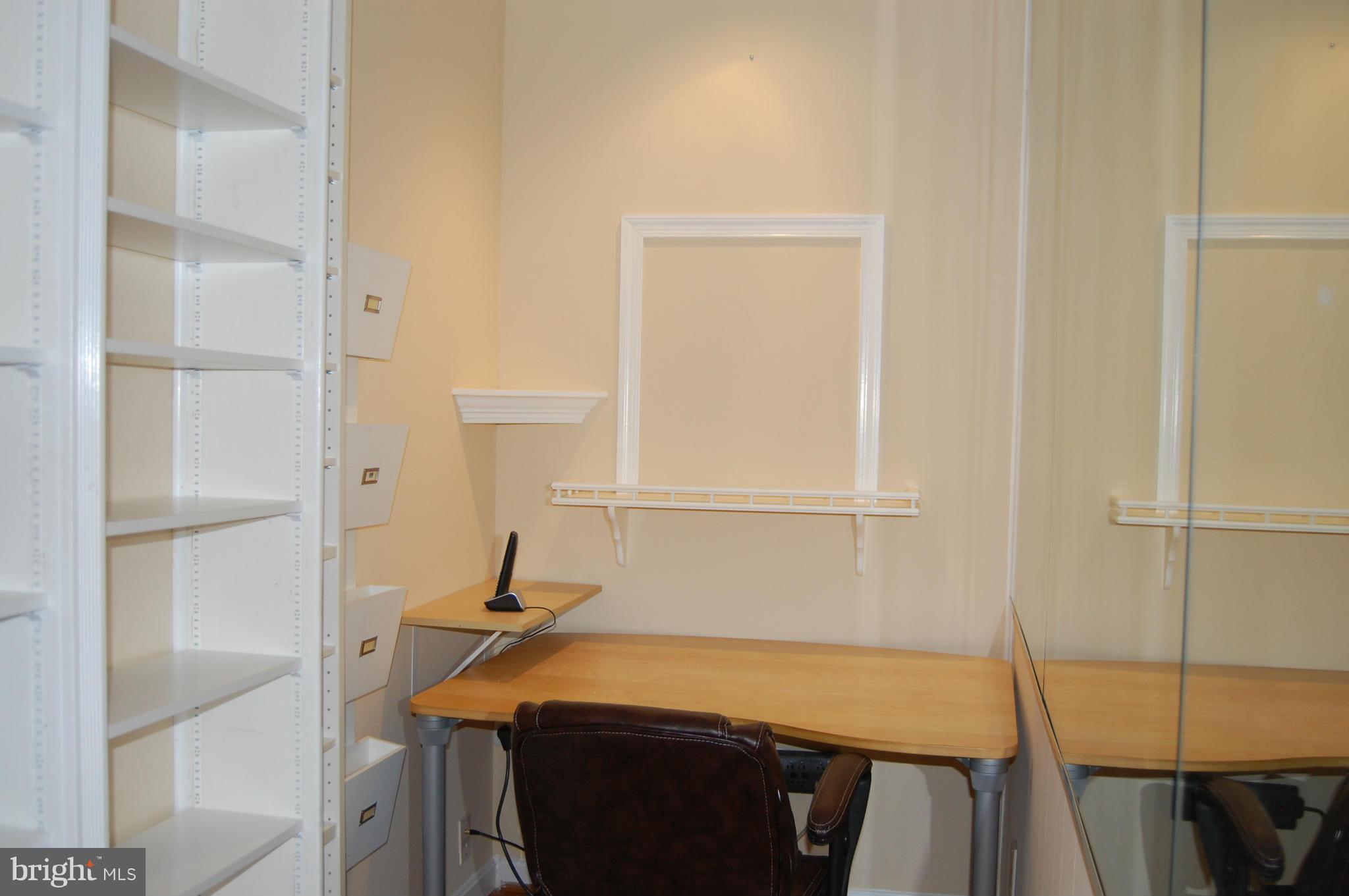 WEST SPRINGFIELD VILLAGE - Residential Lease