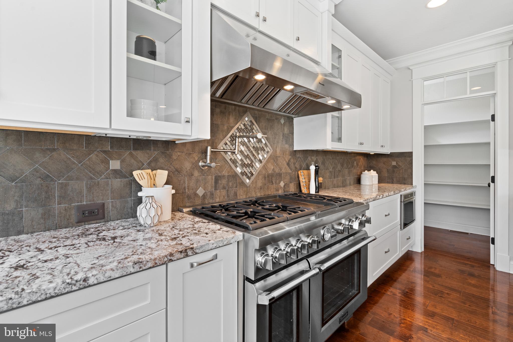 FALLVIEW - Residential