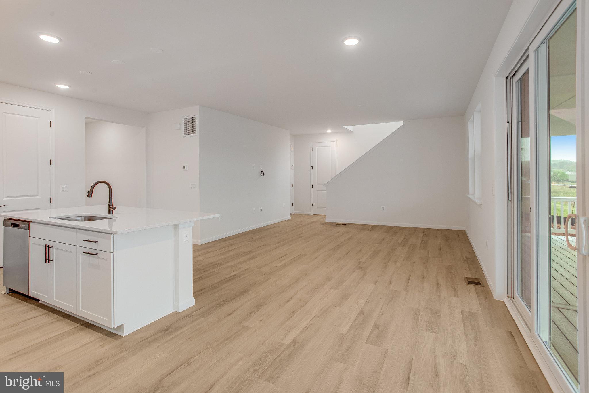 SEASONS AT ROUND MILL MEADOWS - Residential