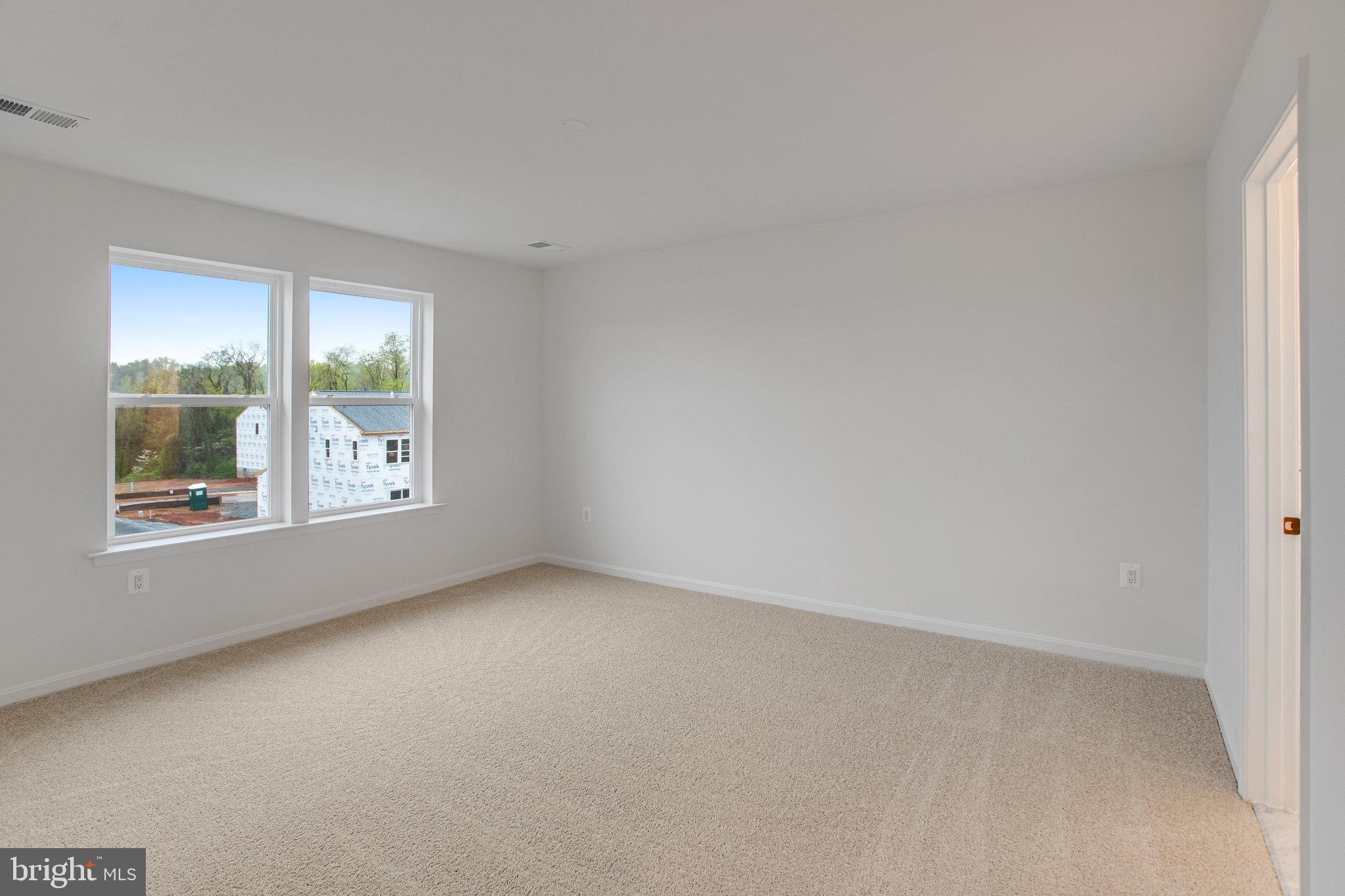 SEASONS AT ROUND MILL MEADOWS - Residential