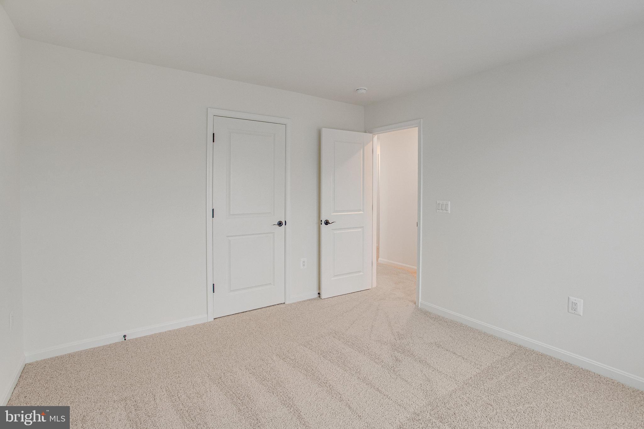 SEASONS AT ROUND MILL MEADOWS - Residential