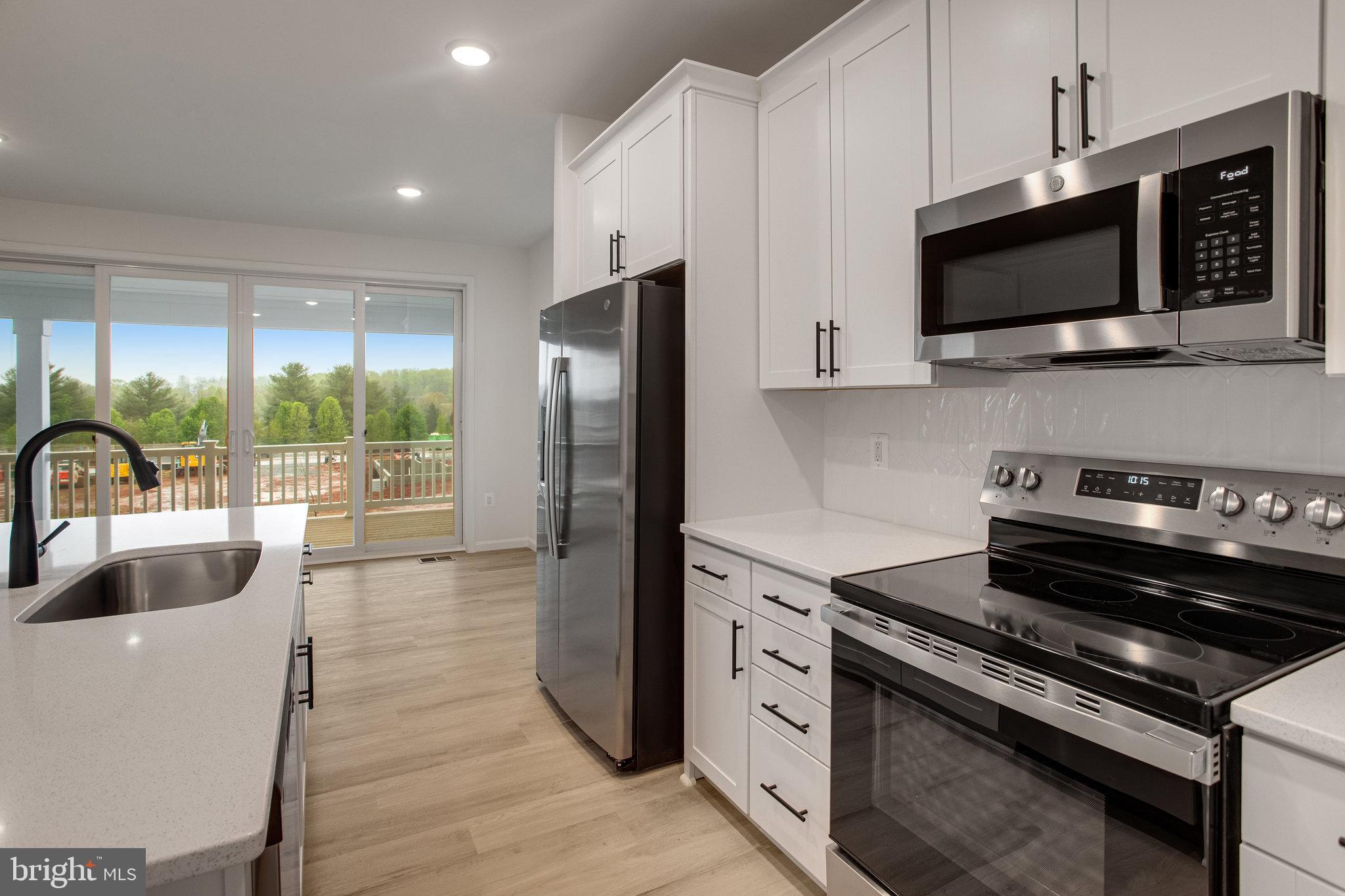 SEASONS AT ROUND MILL MEADOWS - Residential