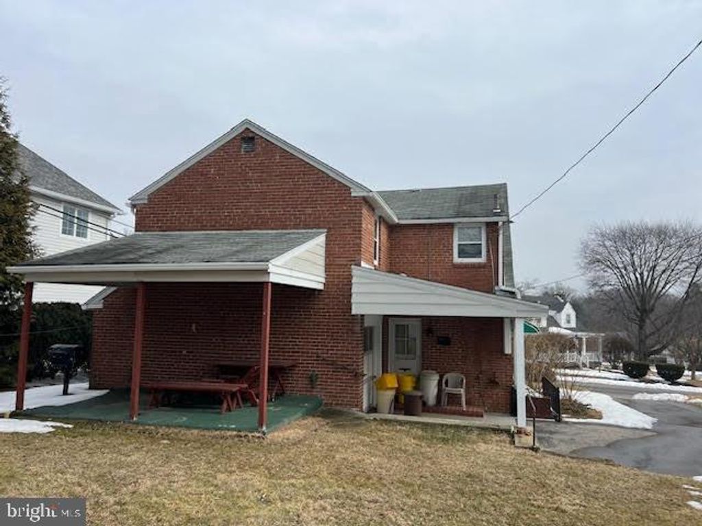 Photo of 978 Westfield Road, SPRINGFIELD, PA 19064 (MLS # PADE2108382)