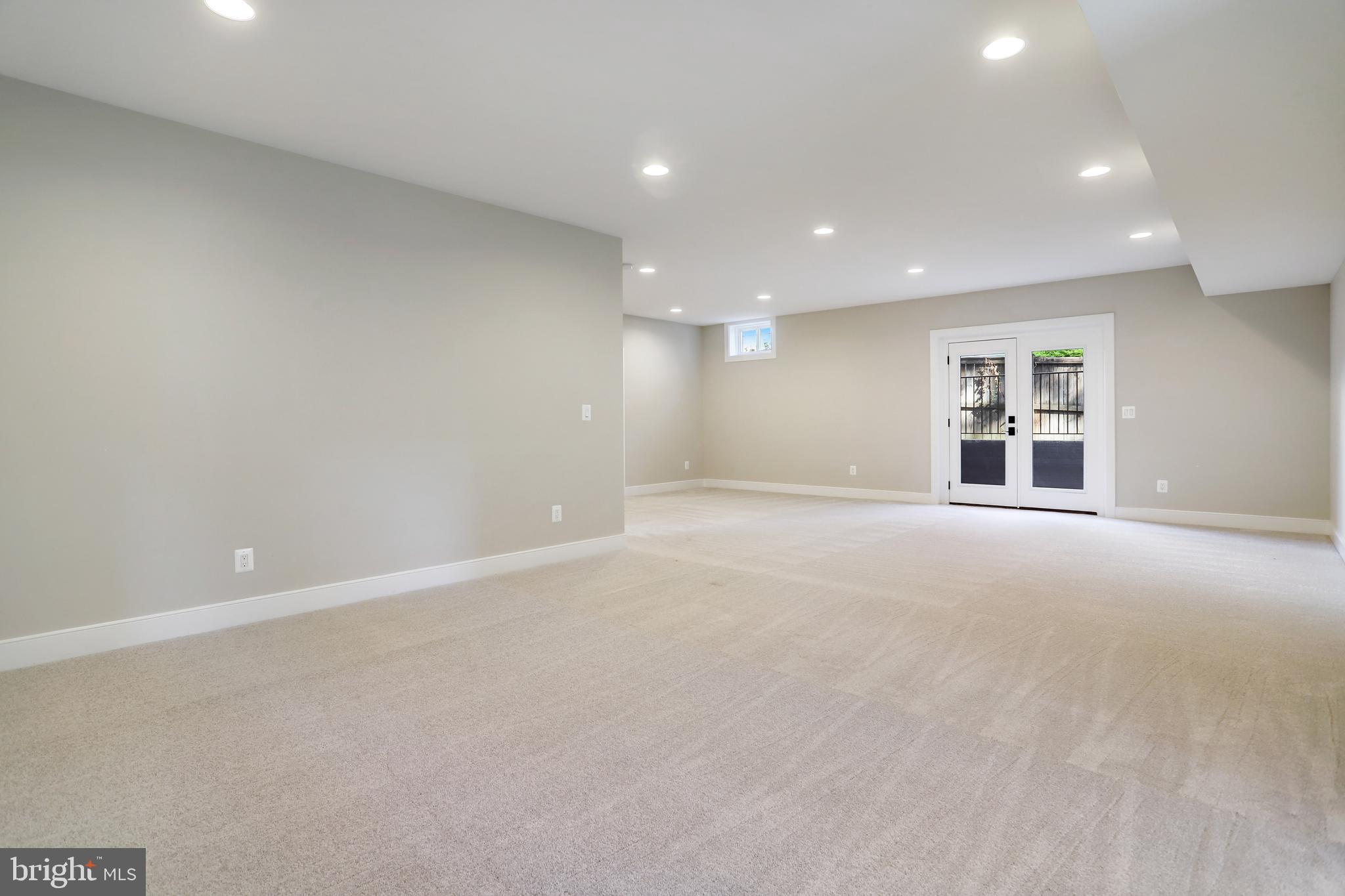 WHITEHAVEN - Residential