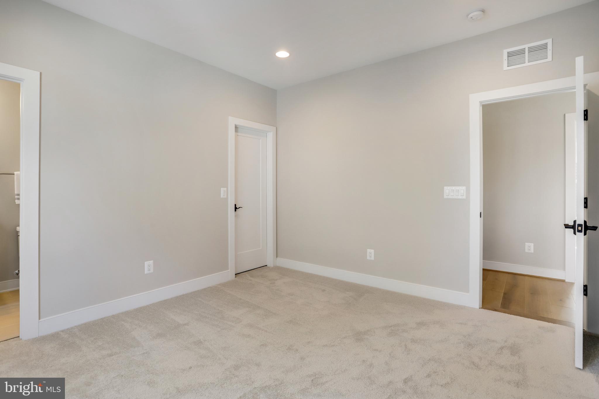 WHITEHAVEN - Residential