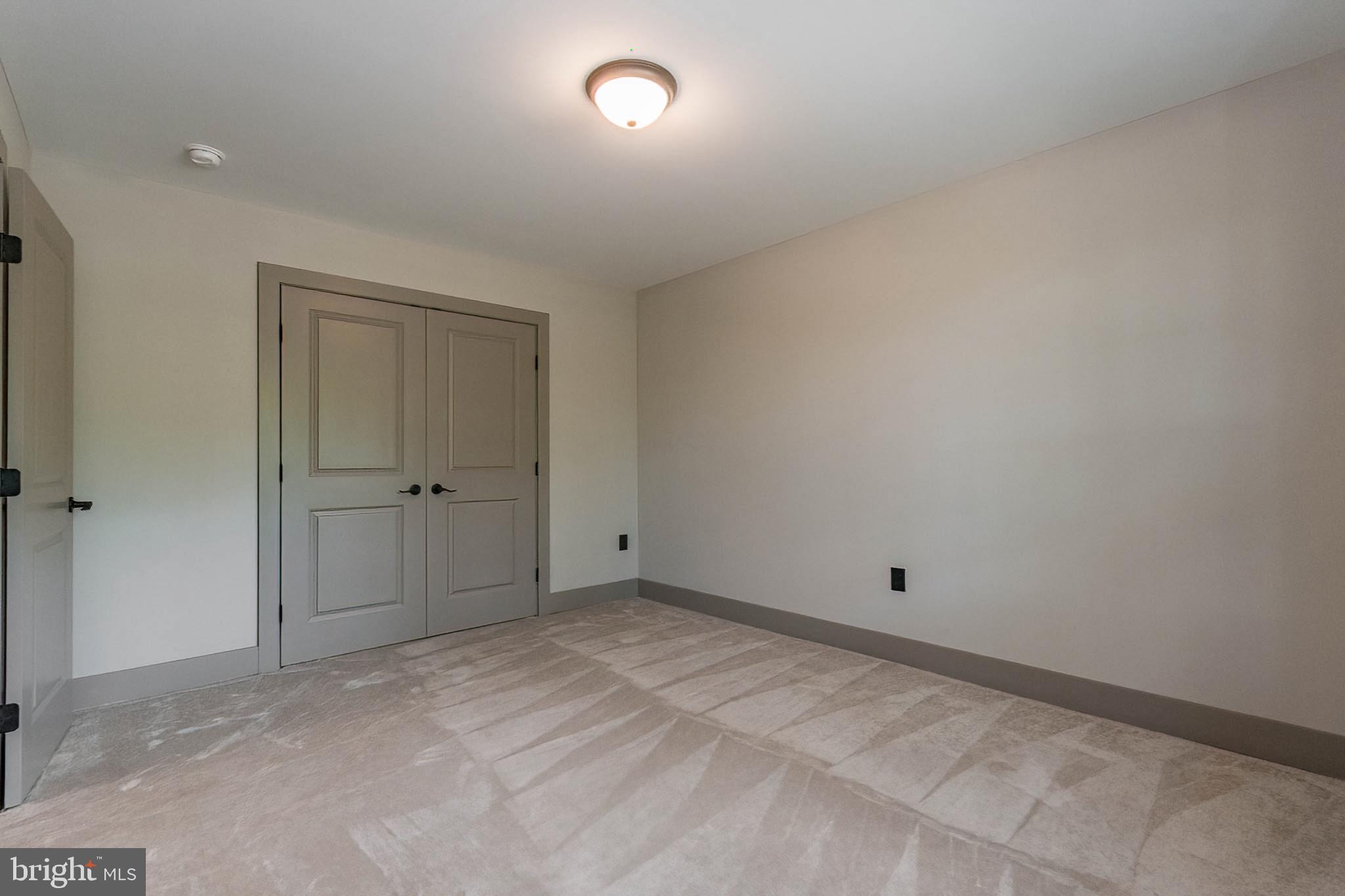 THE WOODS - Residential