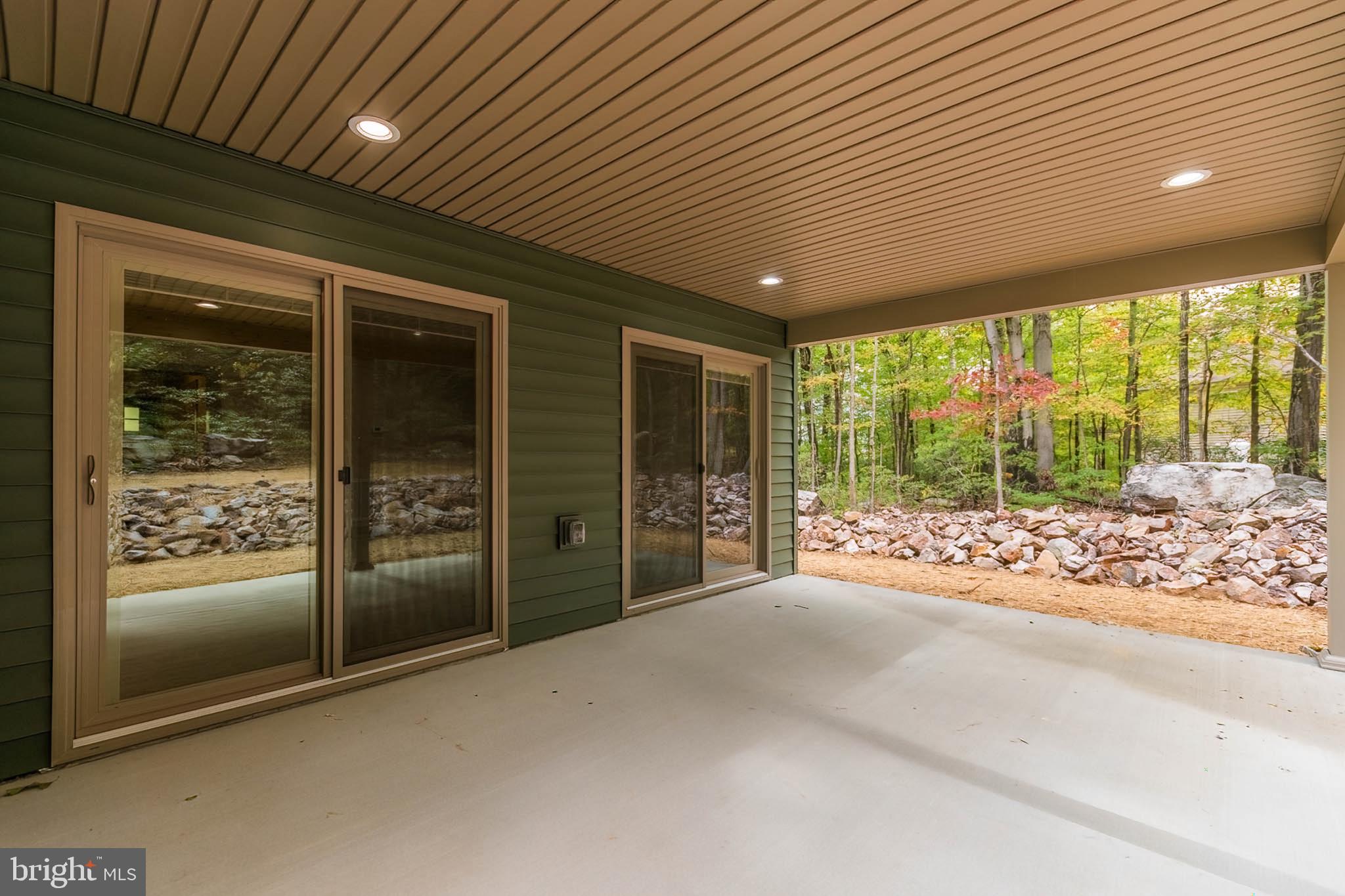 THE WOODS - Residential