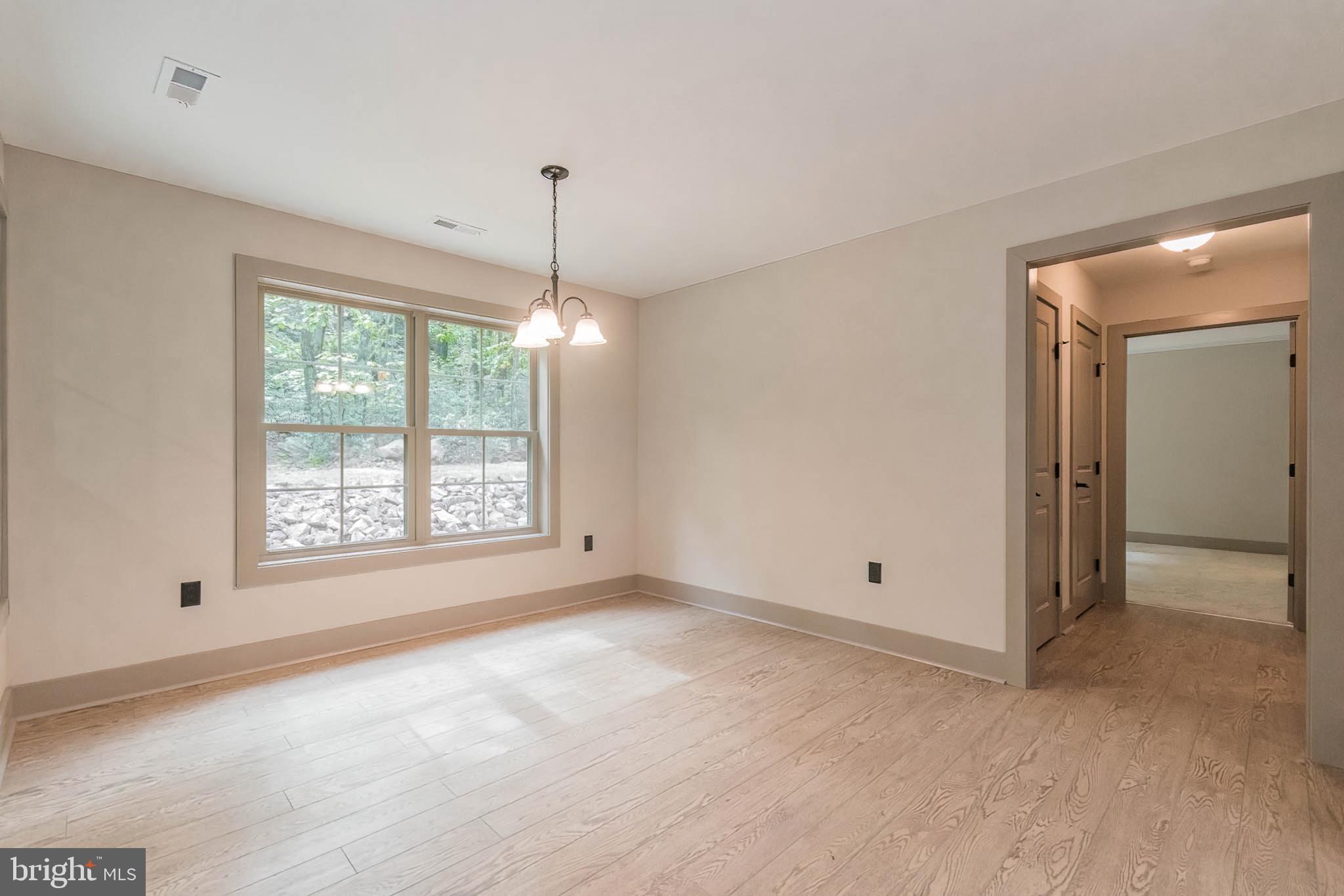 THE WOODS - Residential