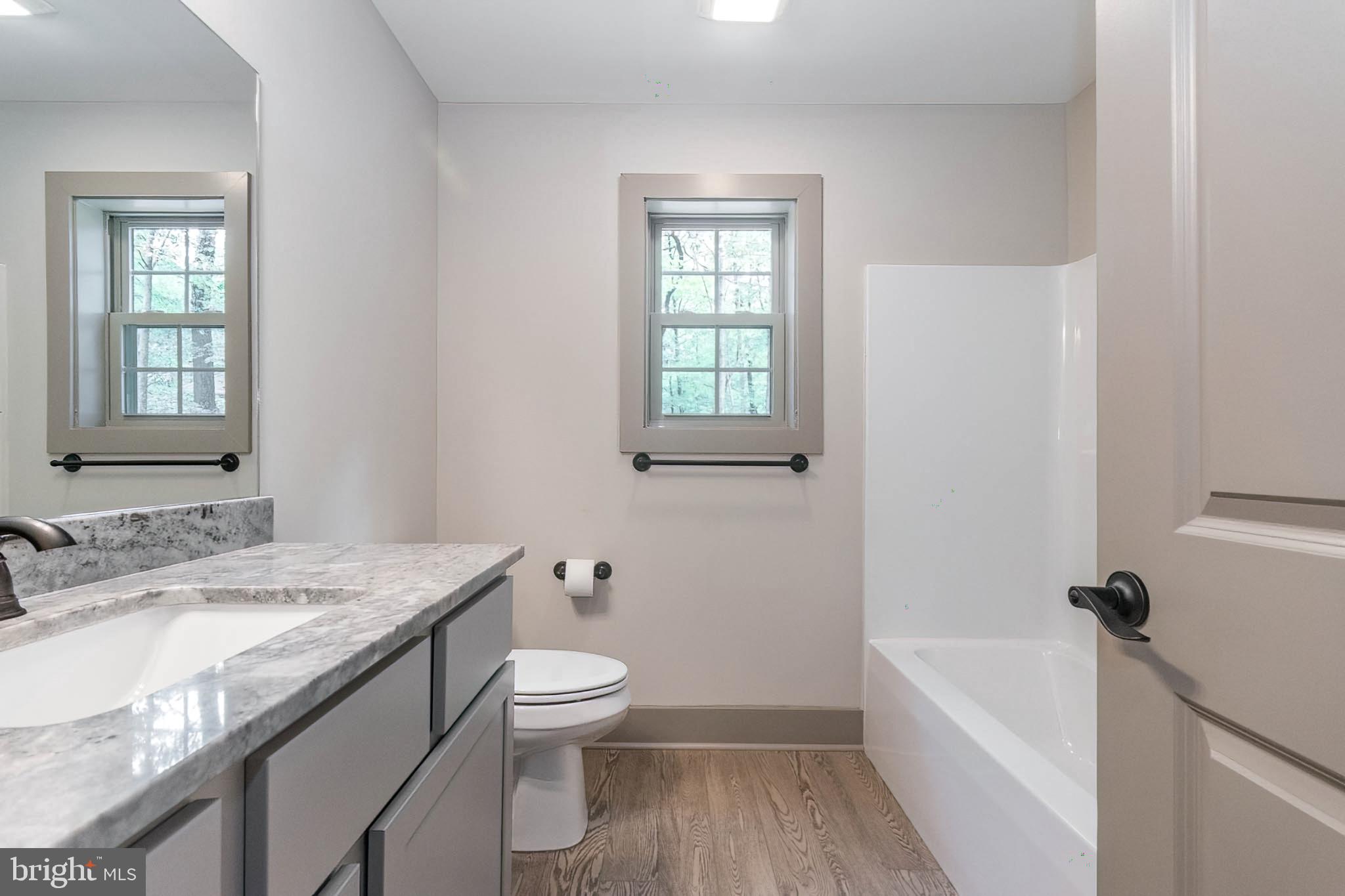 THE WOODS - Residential