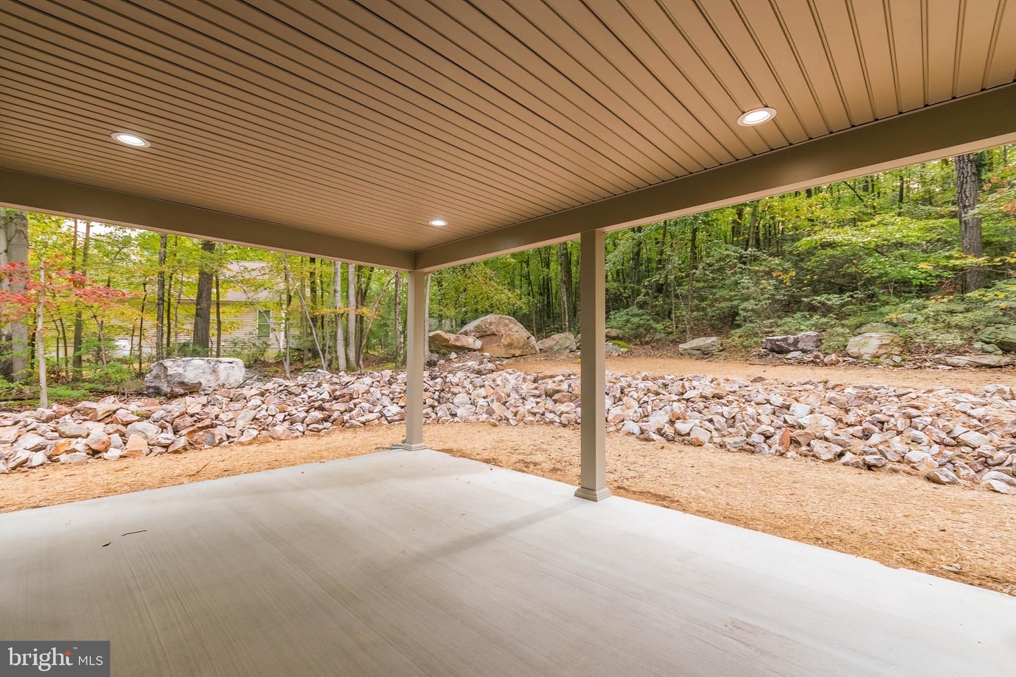 THE WOODS - Residential