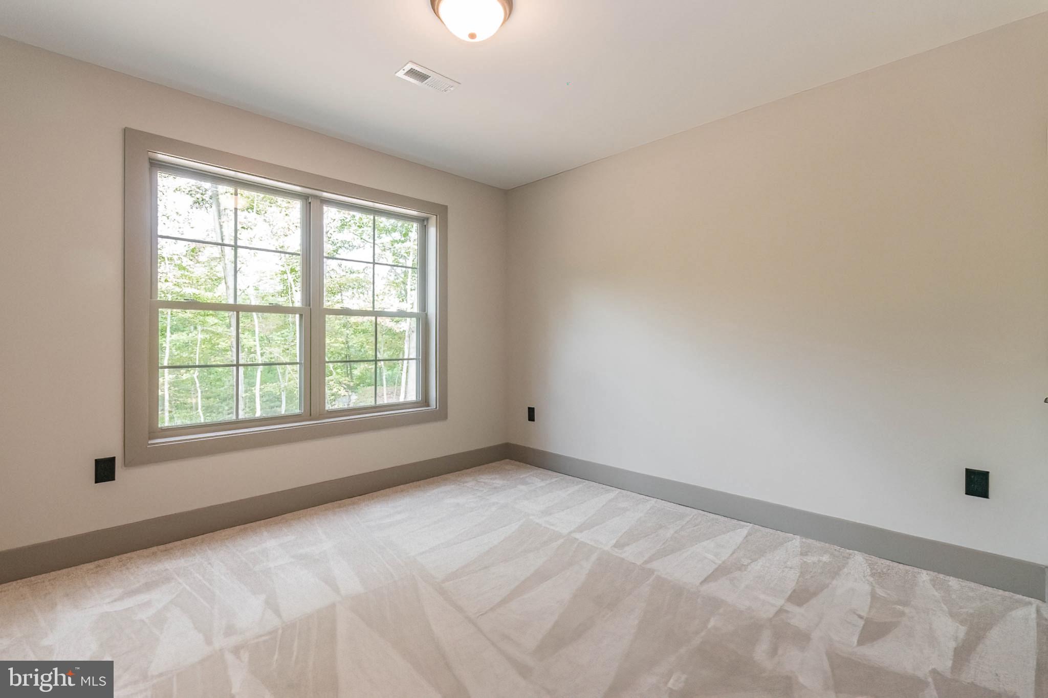 THE WOODS - Residential