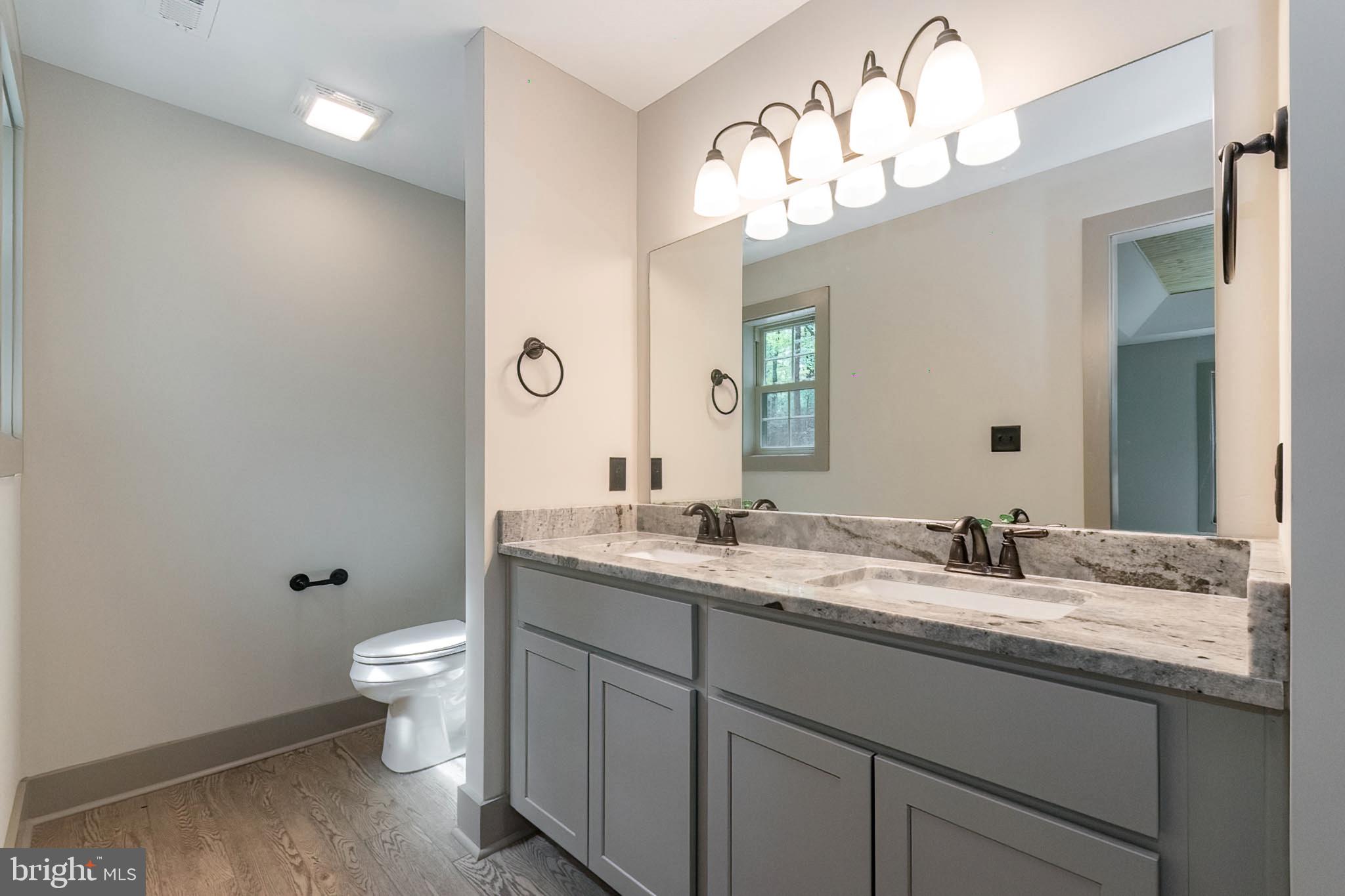 THE WOODS - Residential