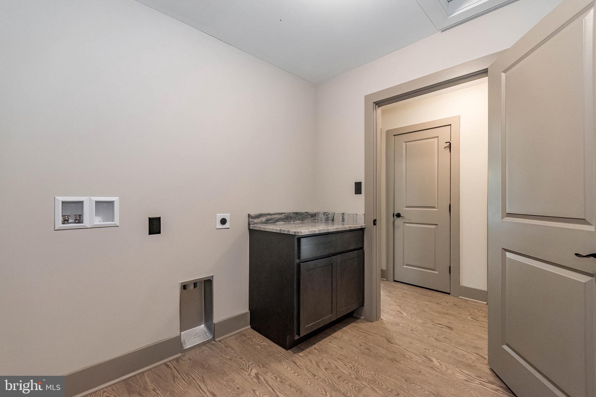 THE WOODS - Residential