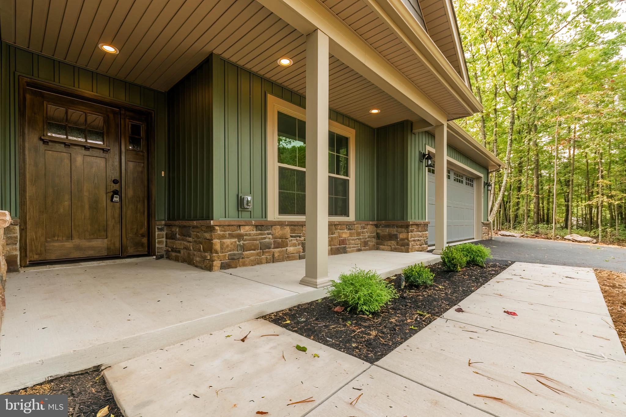 THE WOODS - Residential