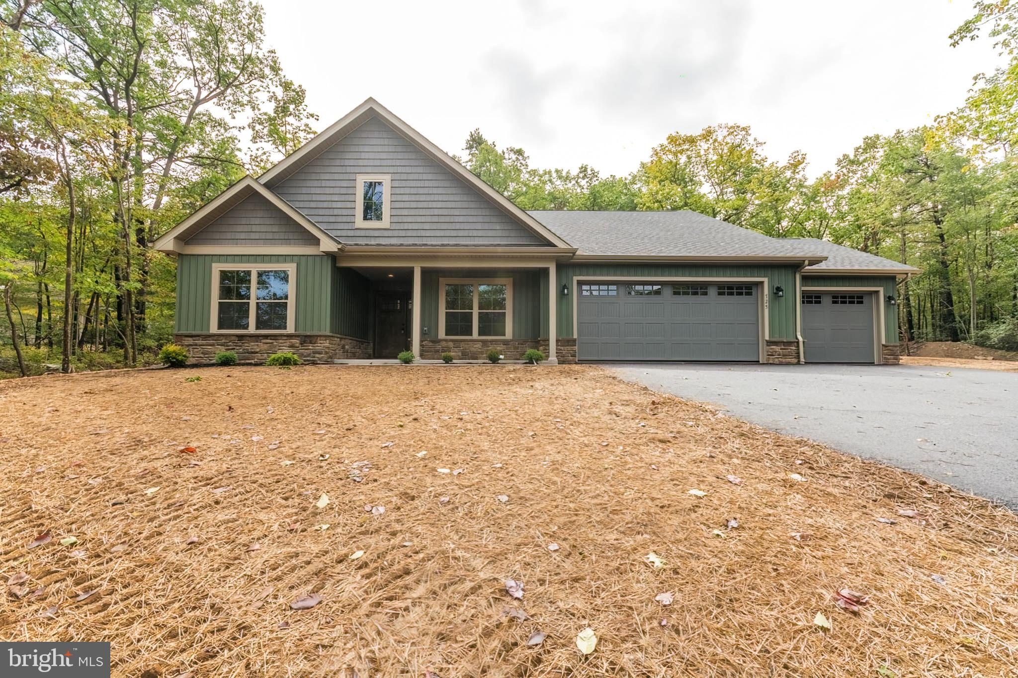 THE WOODS - Residential