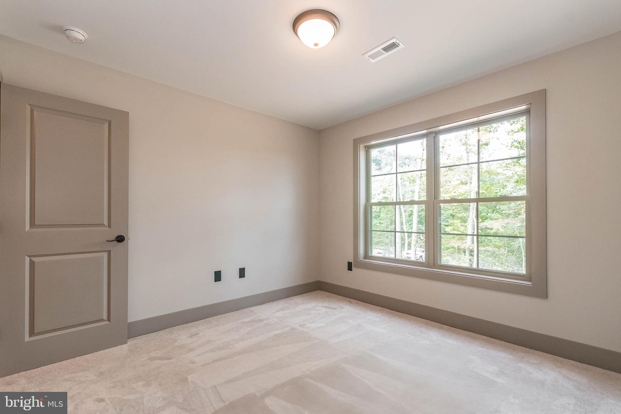 THE WOODS - Residential