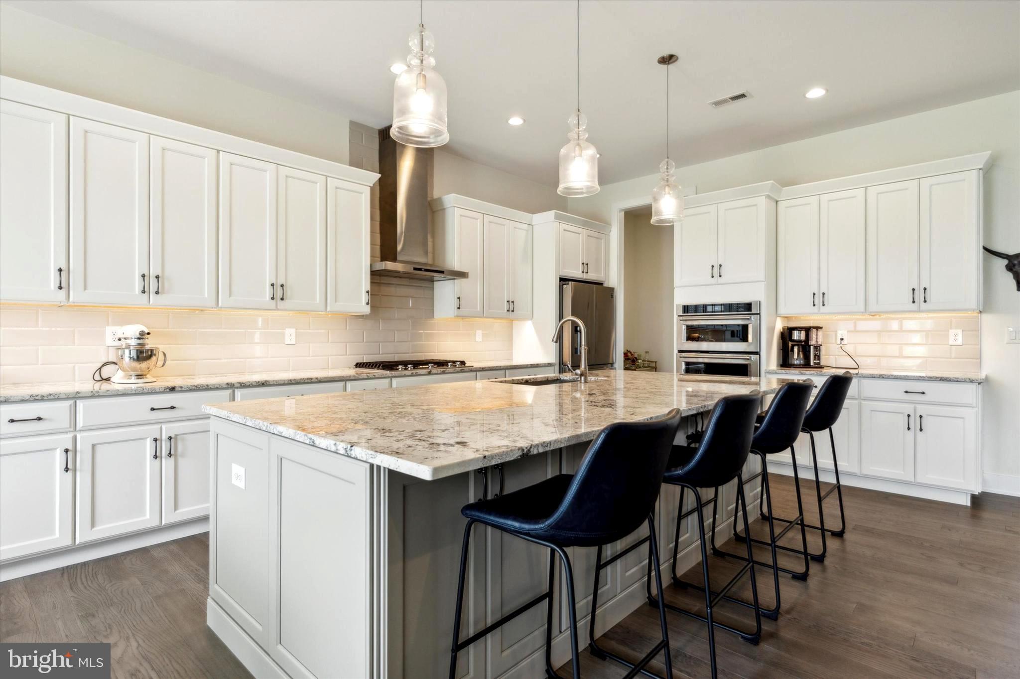 RESERVE AT CENTER SQUARE - Residential