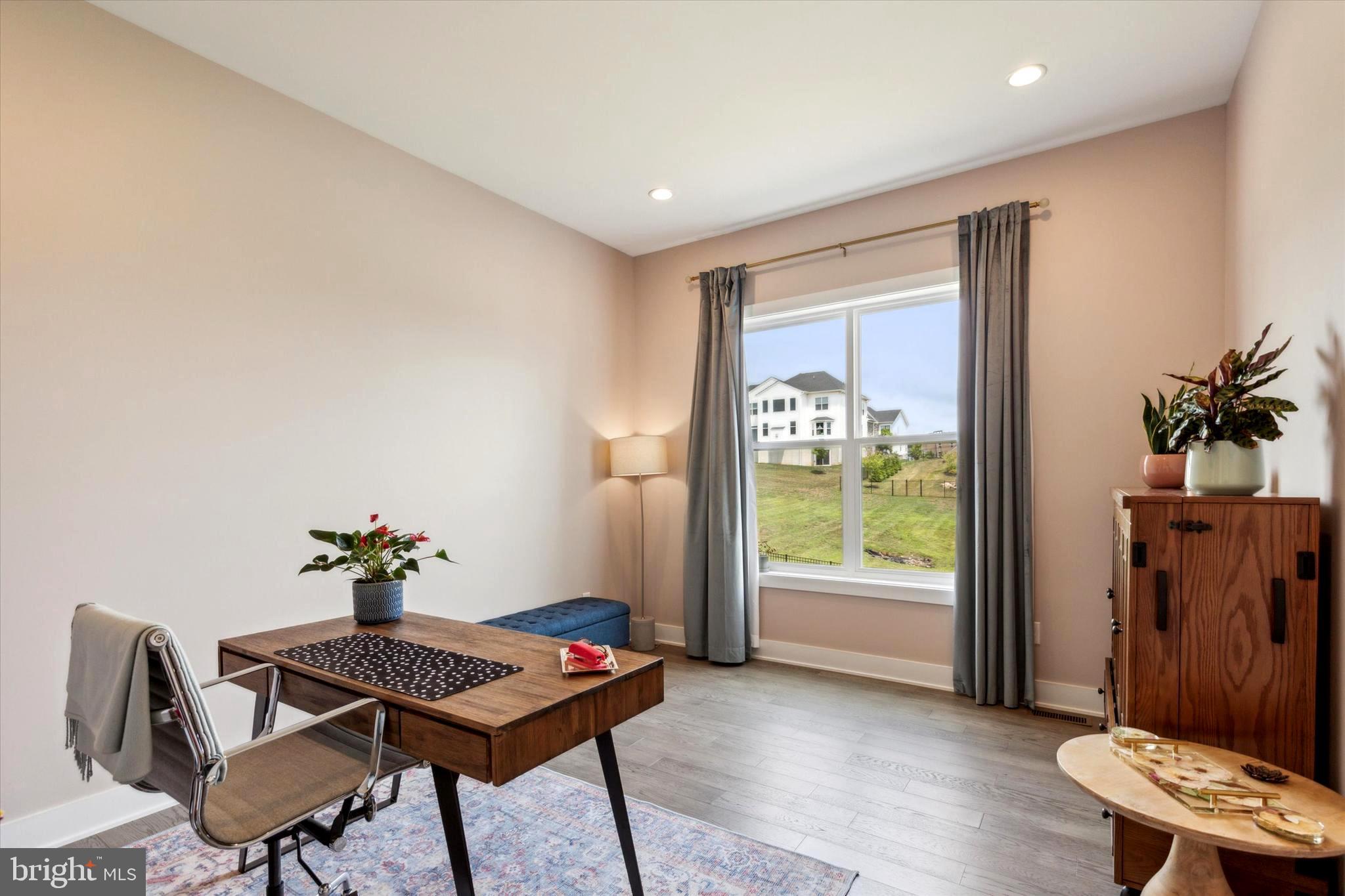 RESERVE AT CENTER SQUARE - Residential