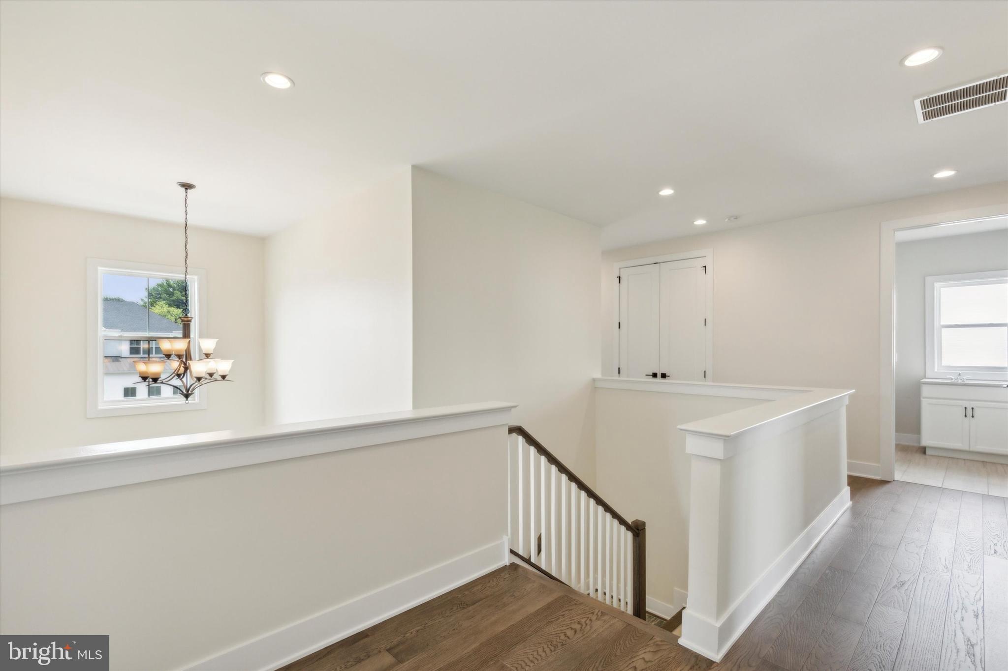 RESERVE AT CENTER SQUARE - Residential