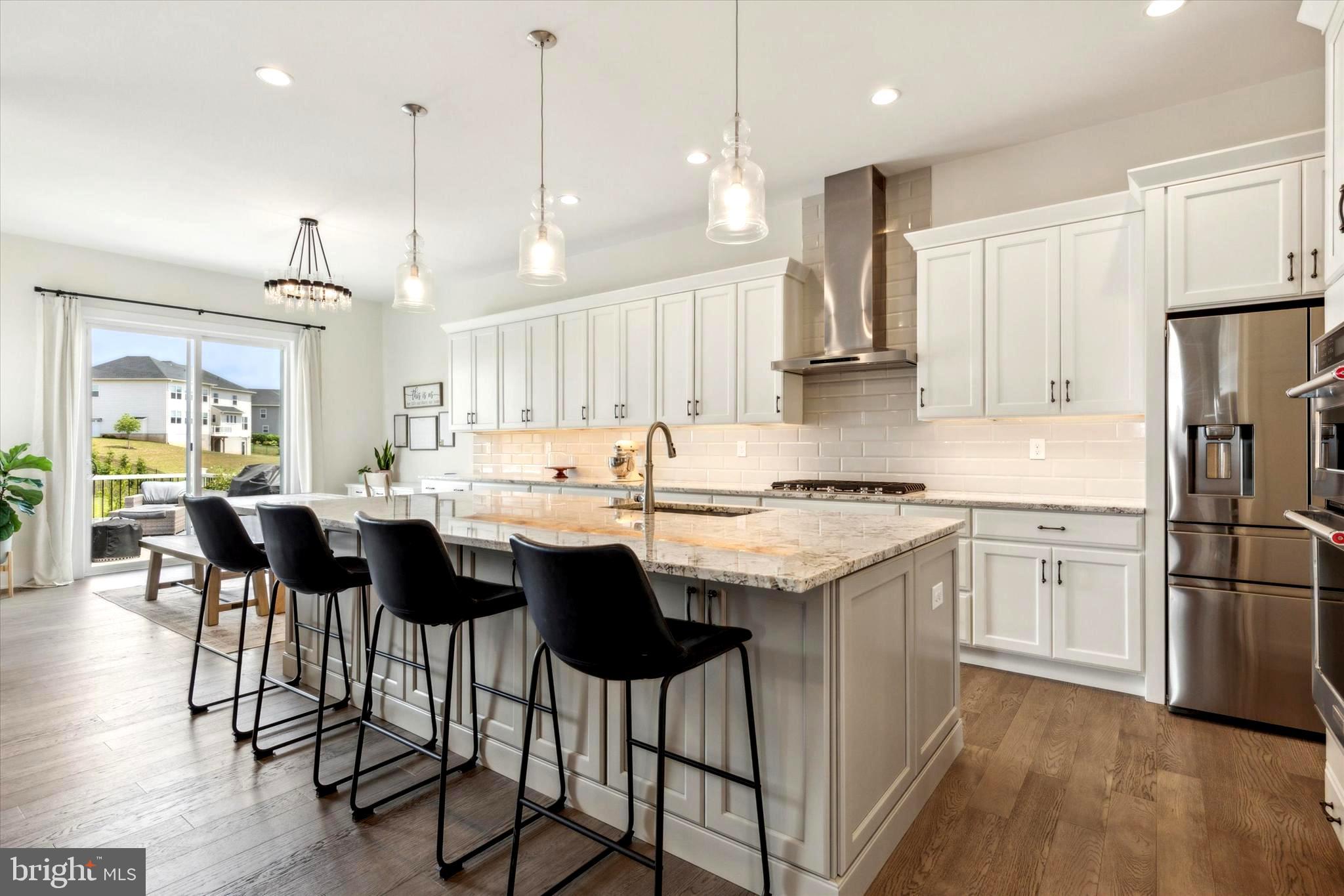 RESERVE AT CENTER SQUARE - Residential