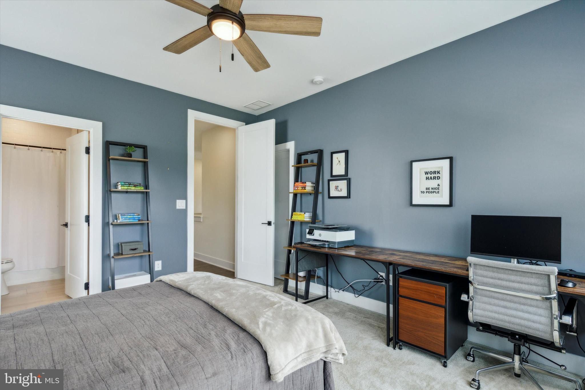 RESERVE AT CENTER SQUARE - Residential