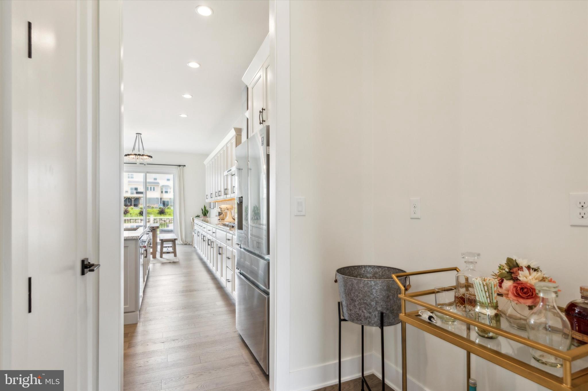 RESERVE AT CENTER SQUARE - Residential