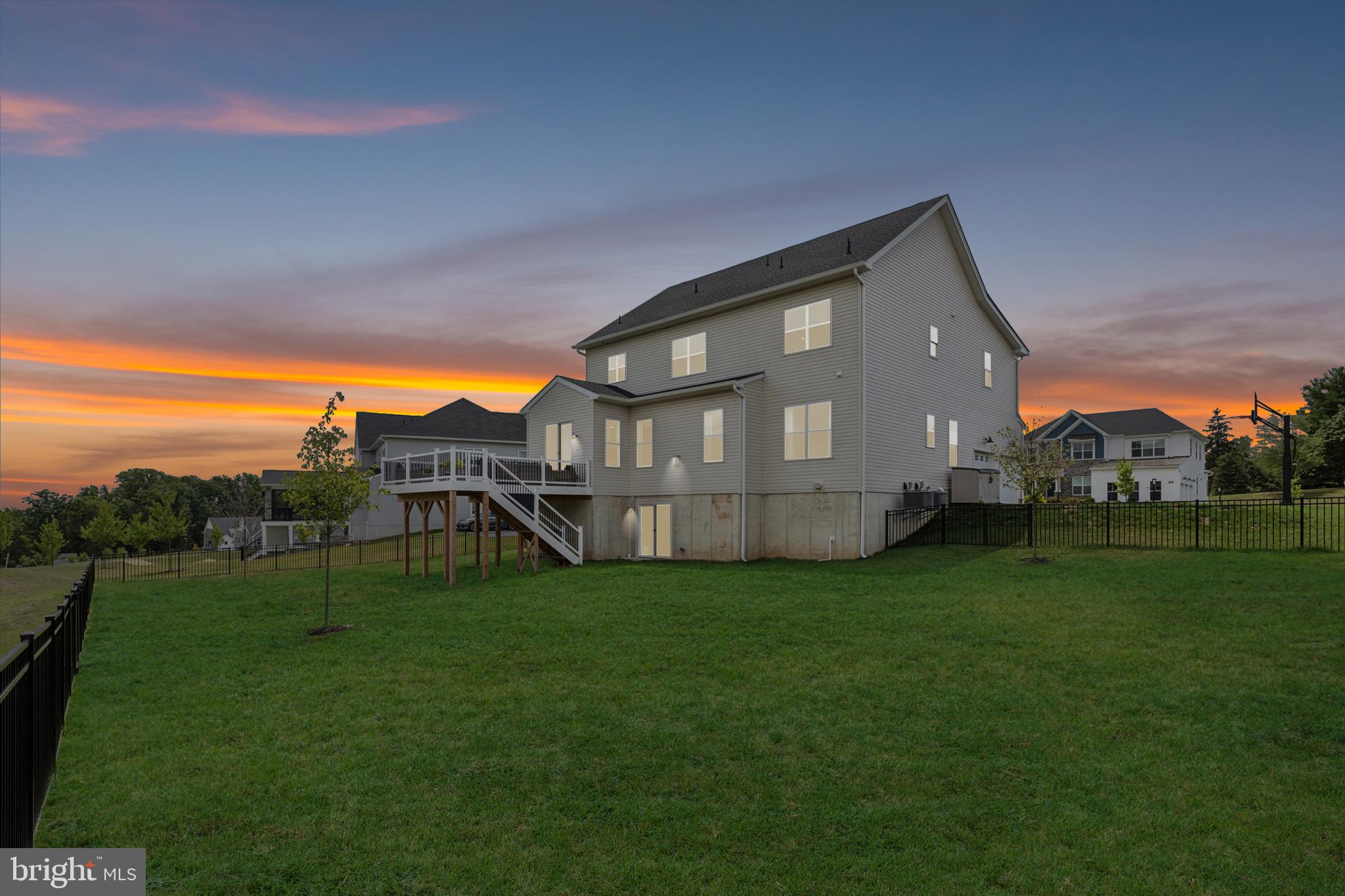 RESERVE AT CENTER SQUARE - Residential