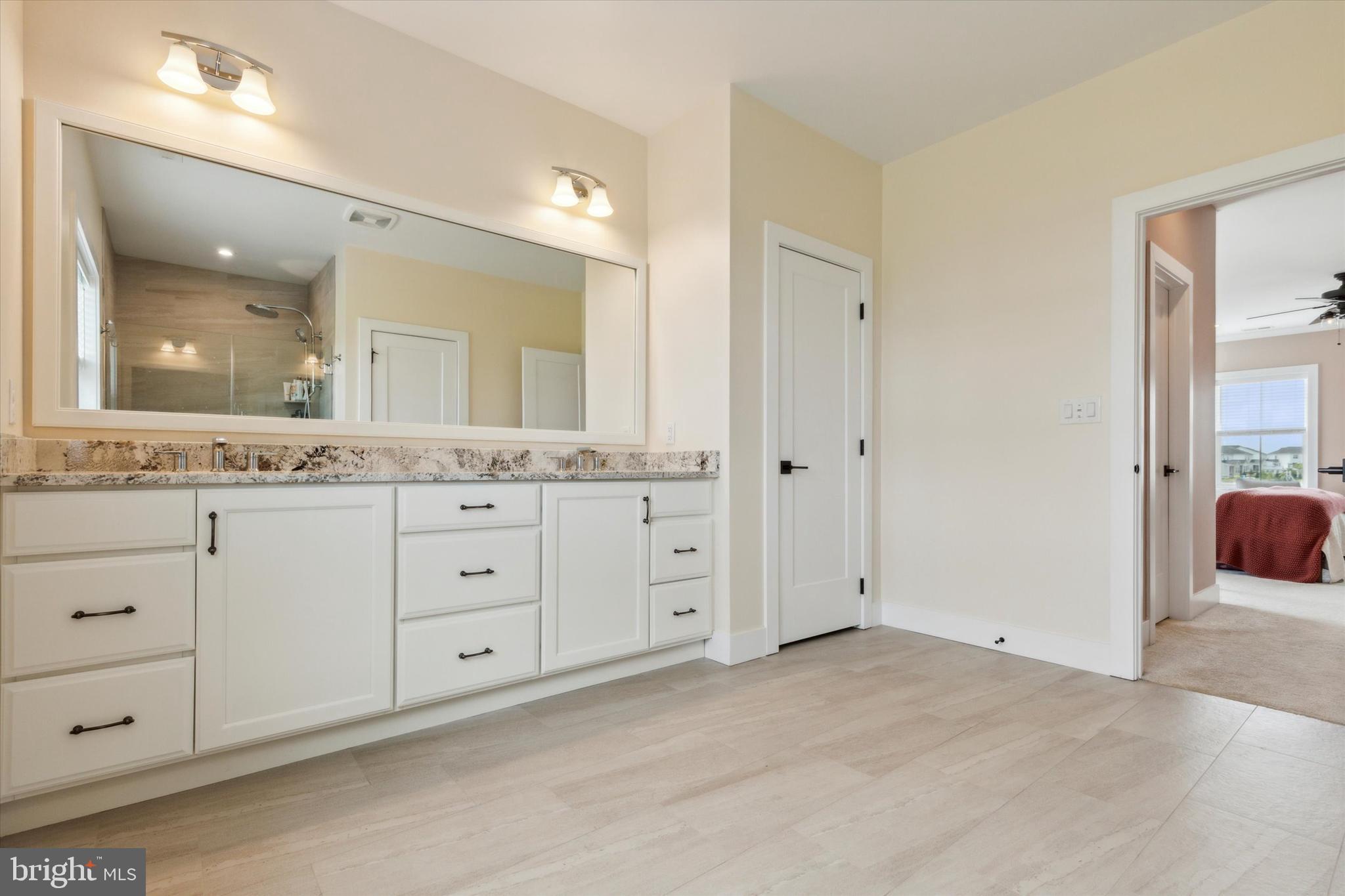 RESERVE AT CENTER SQUARE - Residential