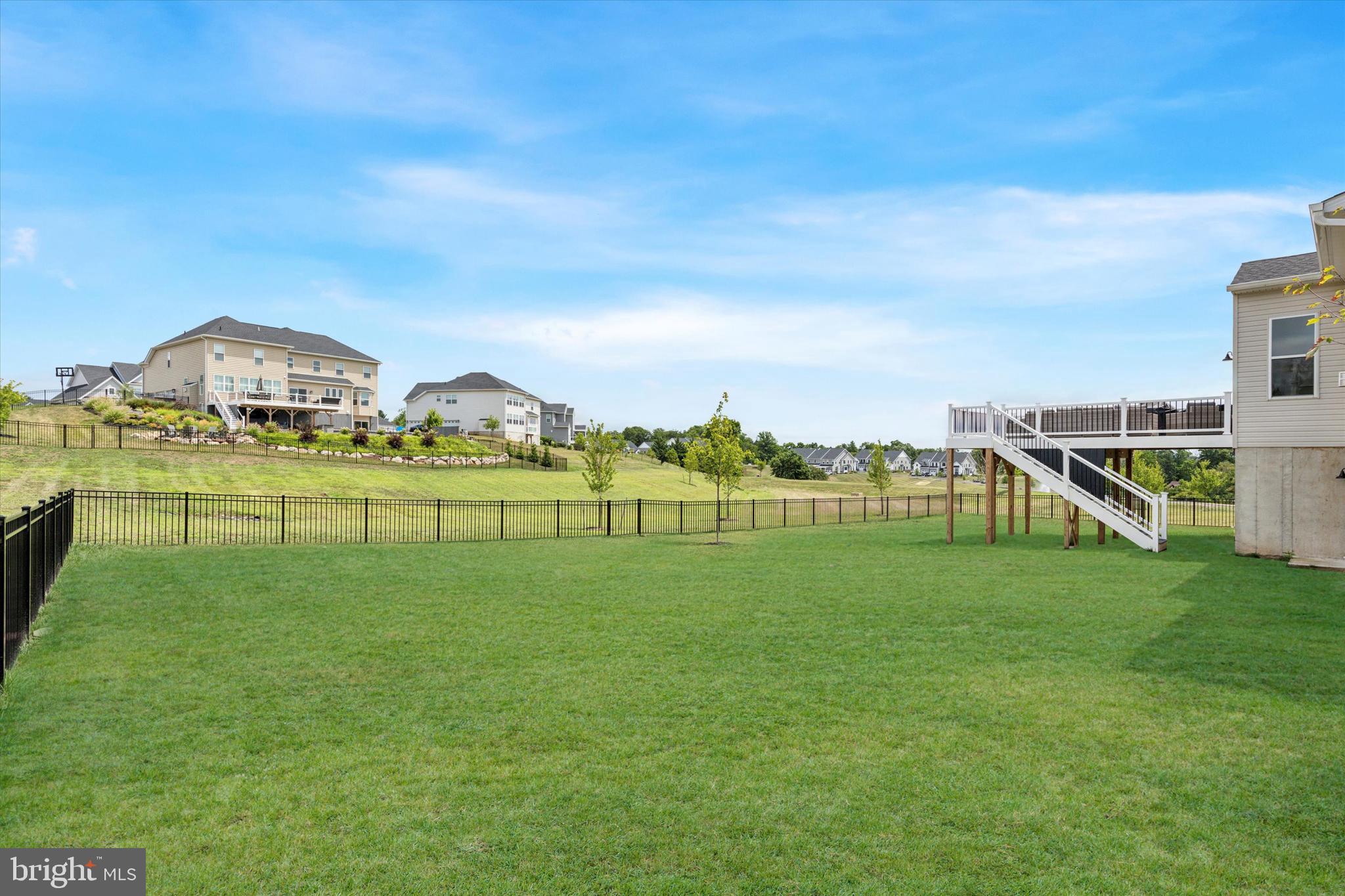 RESERVE AT CENTER SQUARE - Residential