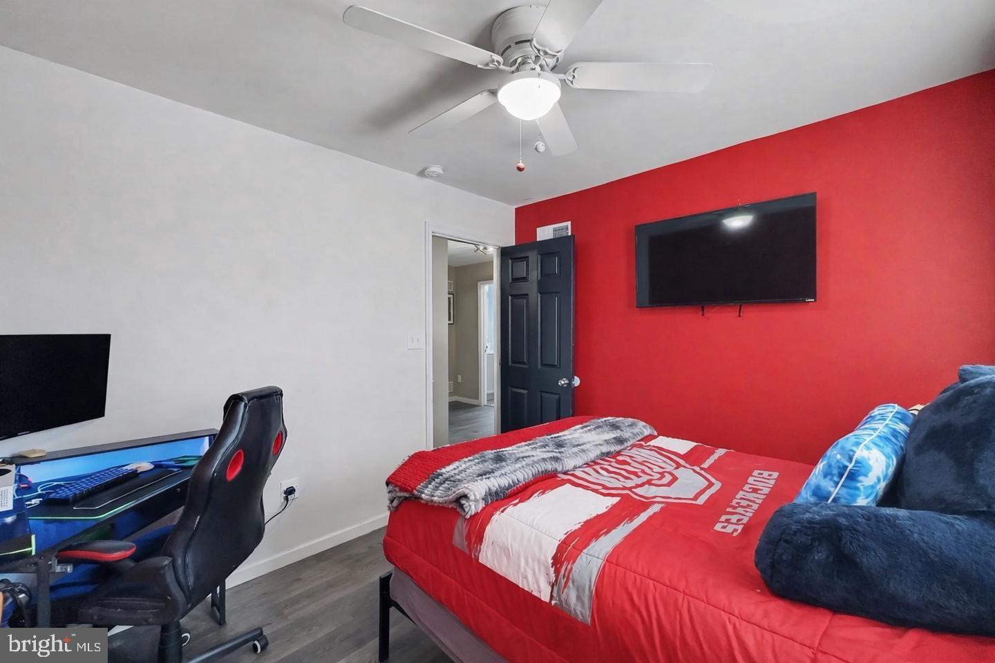 ROLLING MEADOWS - Residential