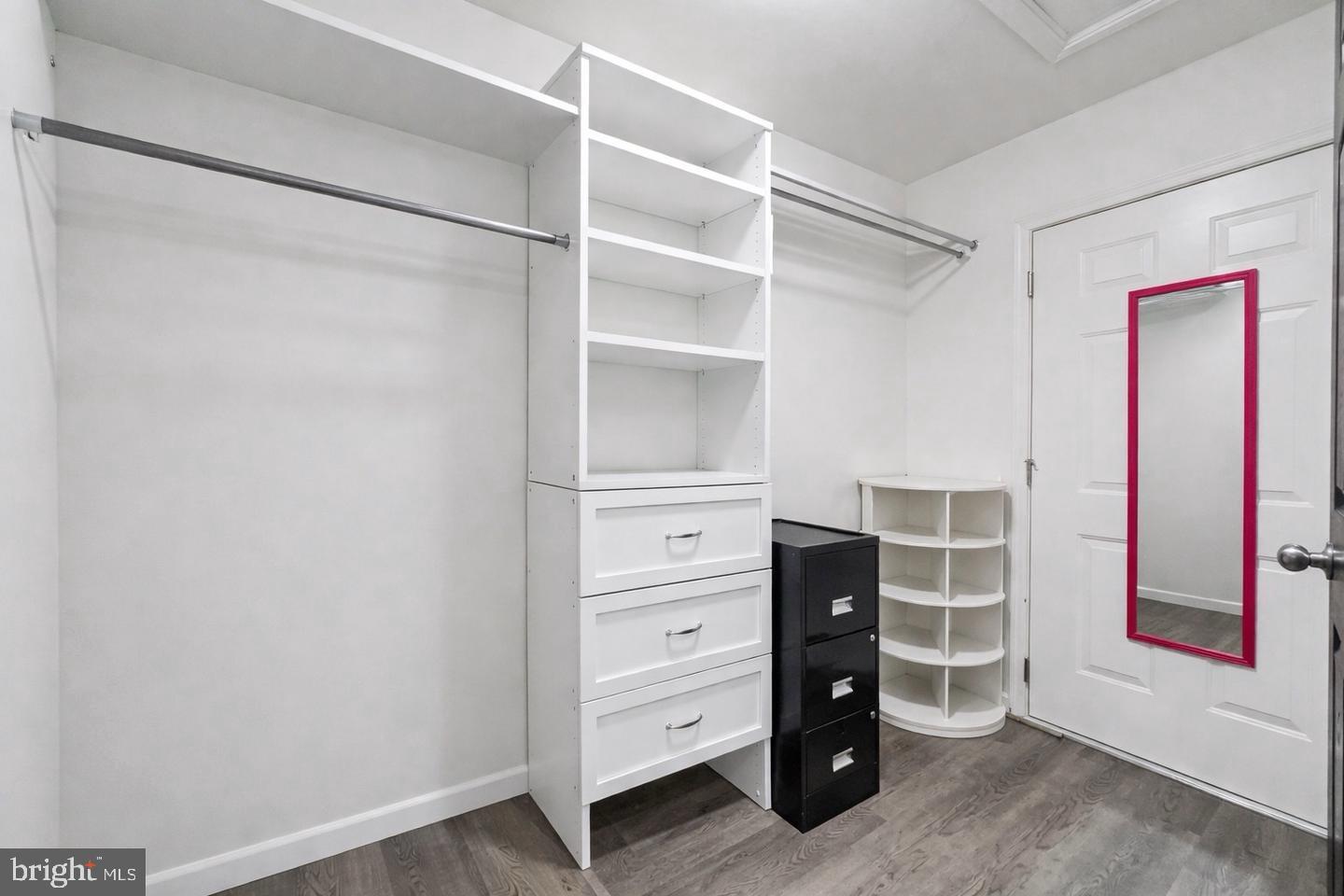 ROLLING MEADOWS - Residential