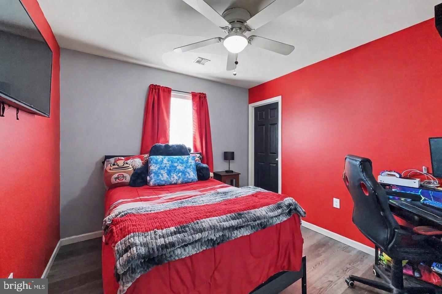 ROLLING MEADOWS - Residential