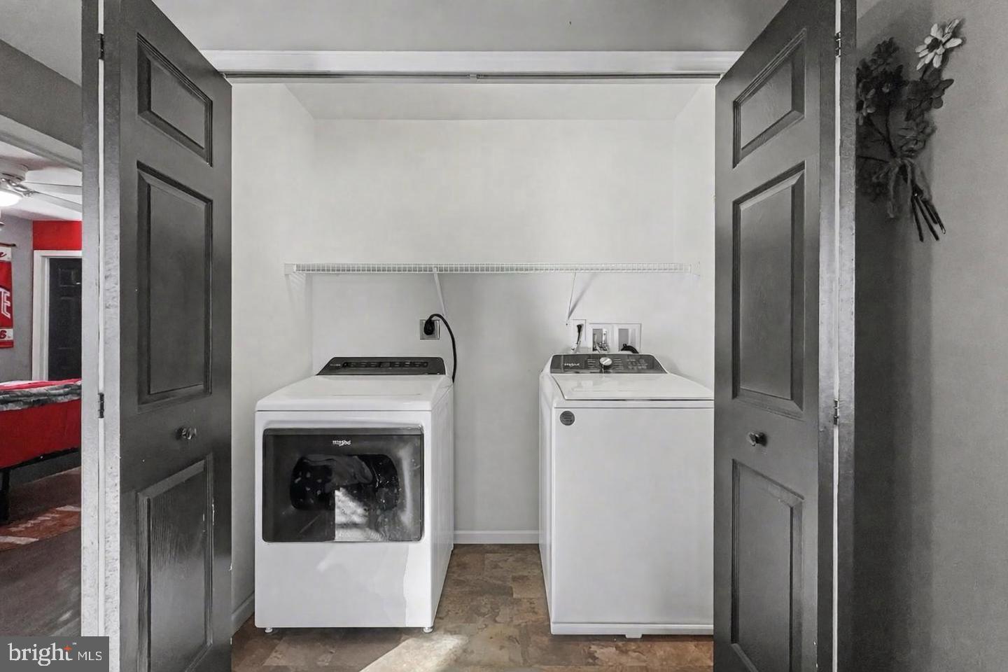 ROLLING MEADOWS - Residential