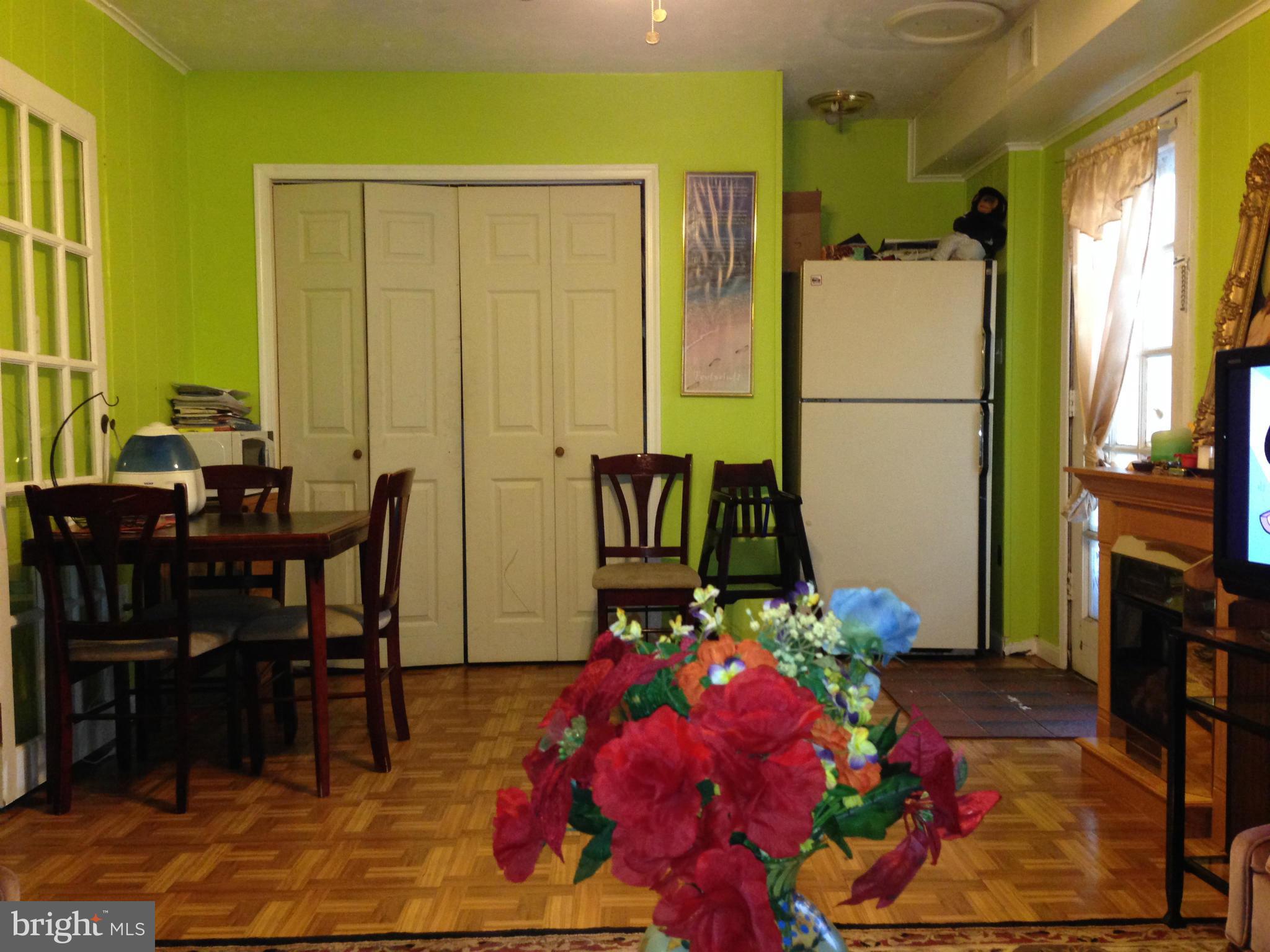 GREENWICH HILL - Farm