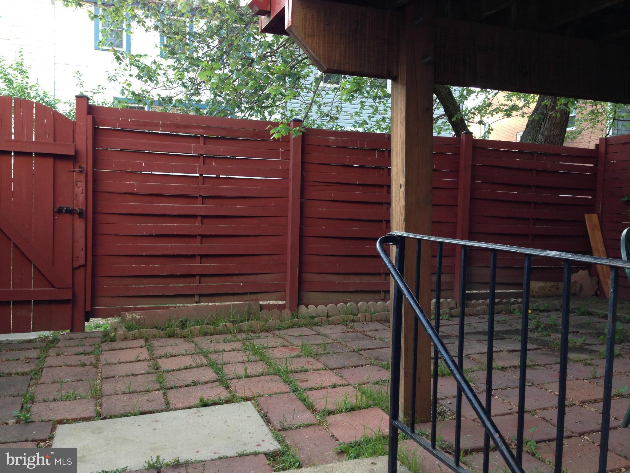 GREENWICH HILL - Farm