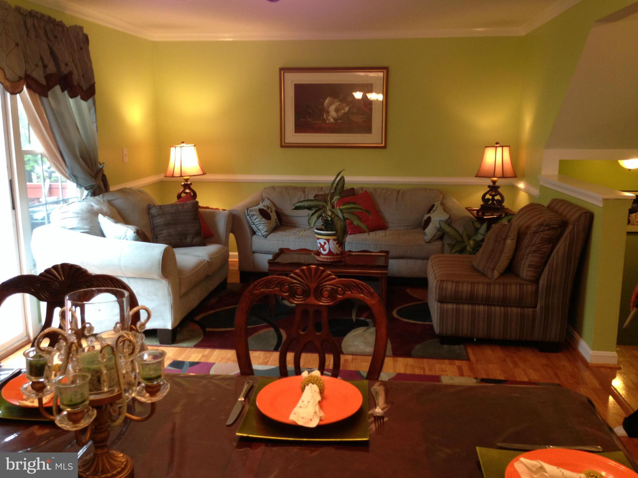 GREENWICH HILL - Farm