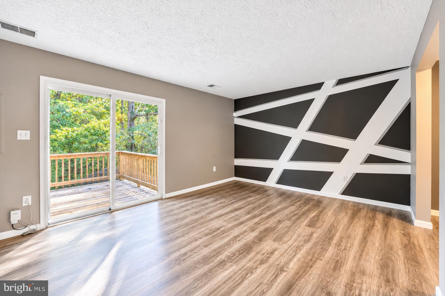11429 HONEYSUCKLE COURT 3-3