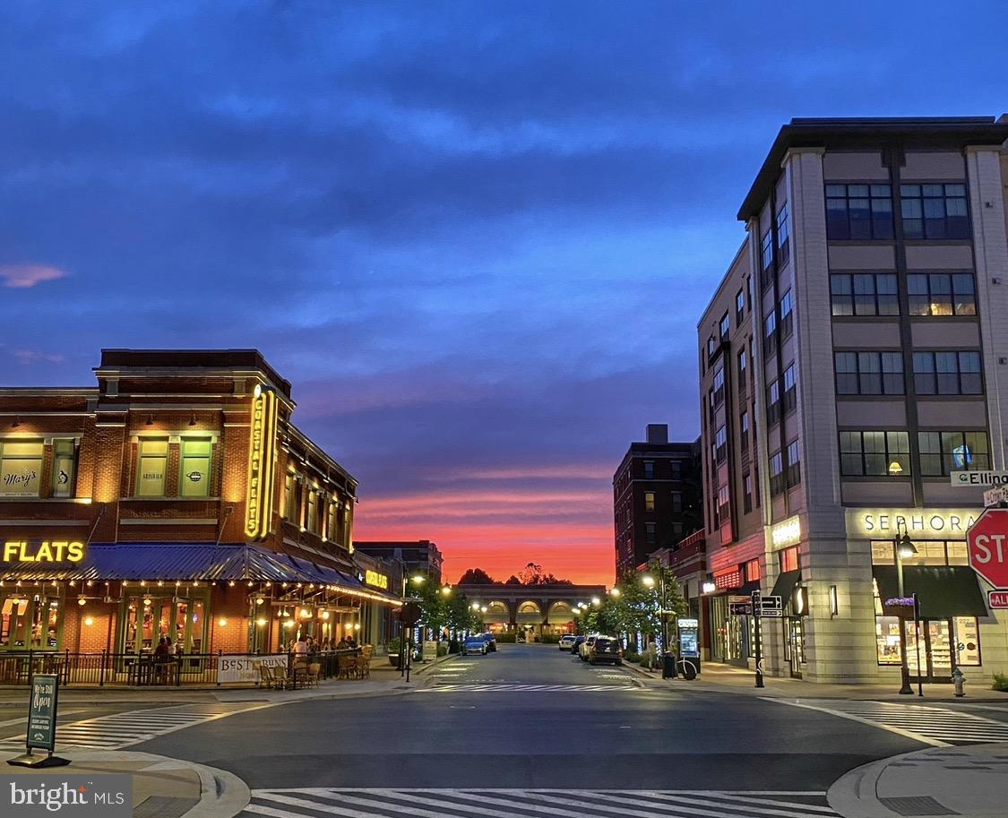 SUMMIT HALL RESERVE - Residential