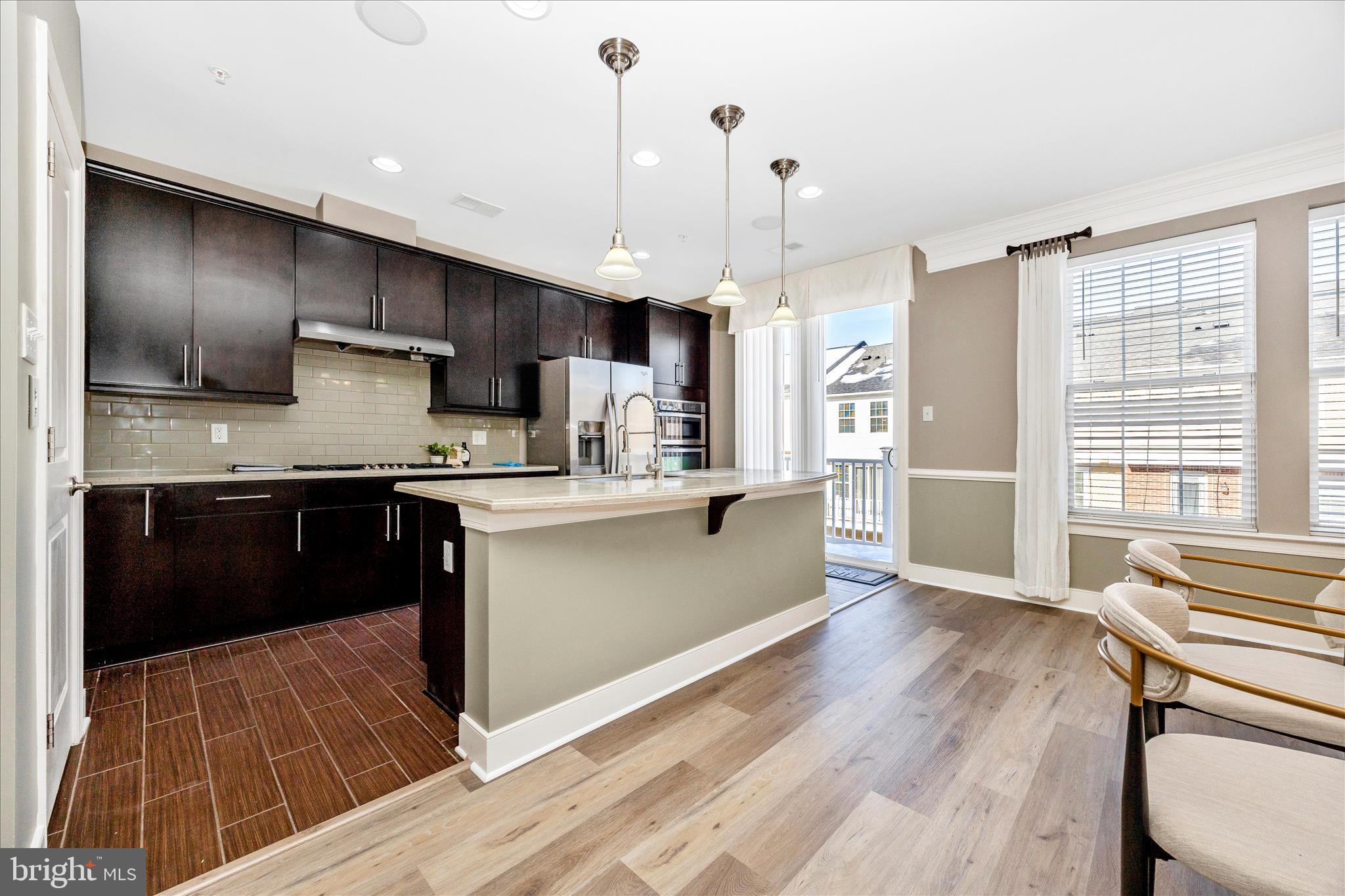 SUMMIT HALL RESERVE - Residential